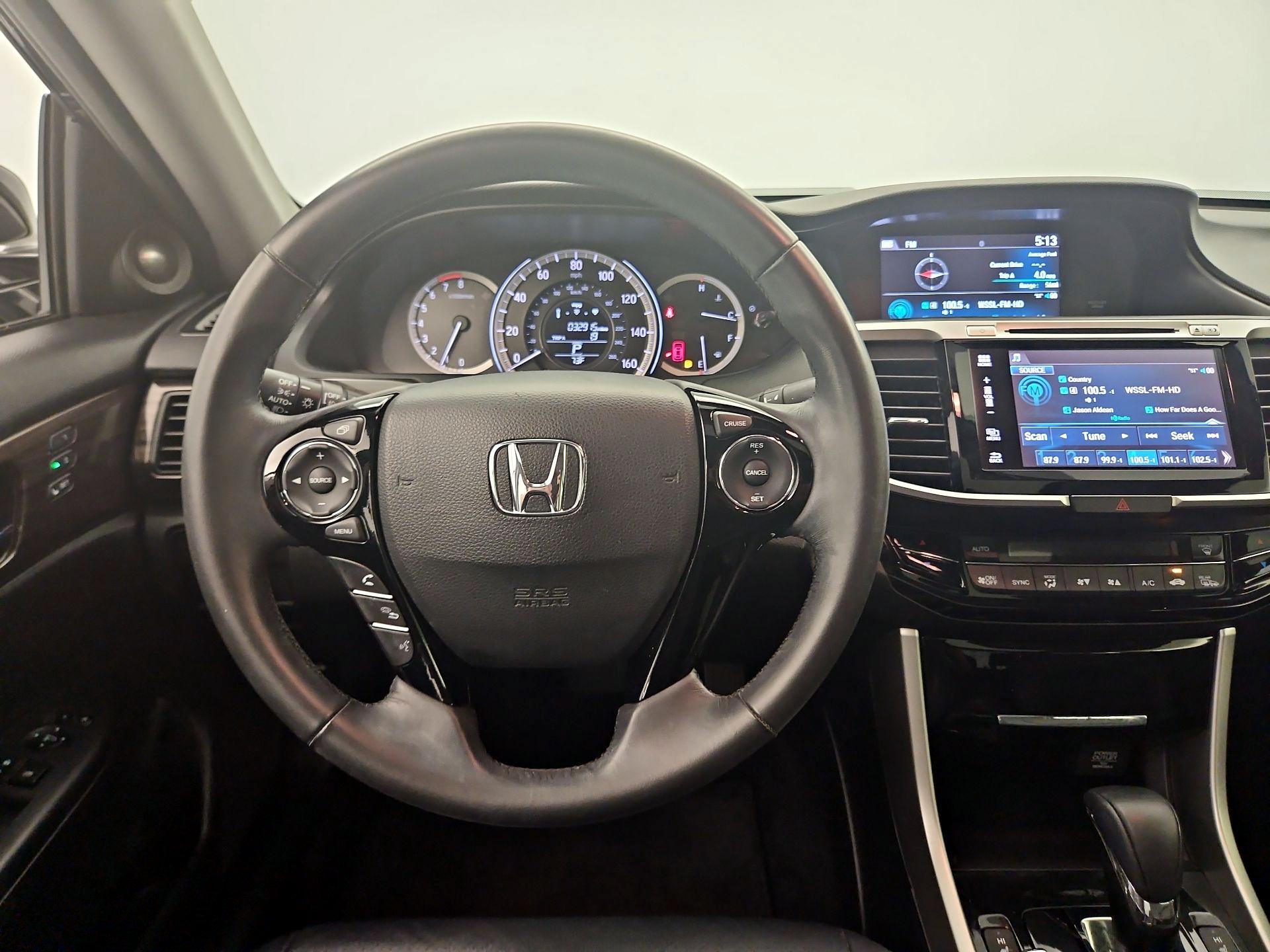 Thumbnail: 2017 Honda Accord - 10