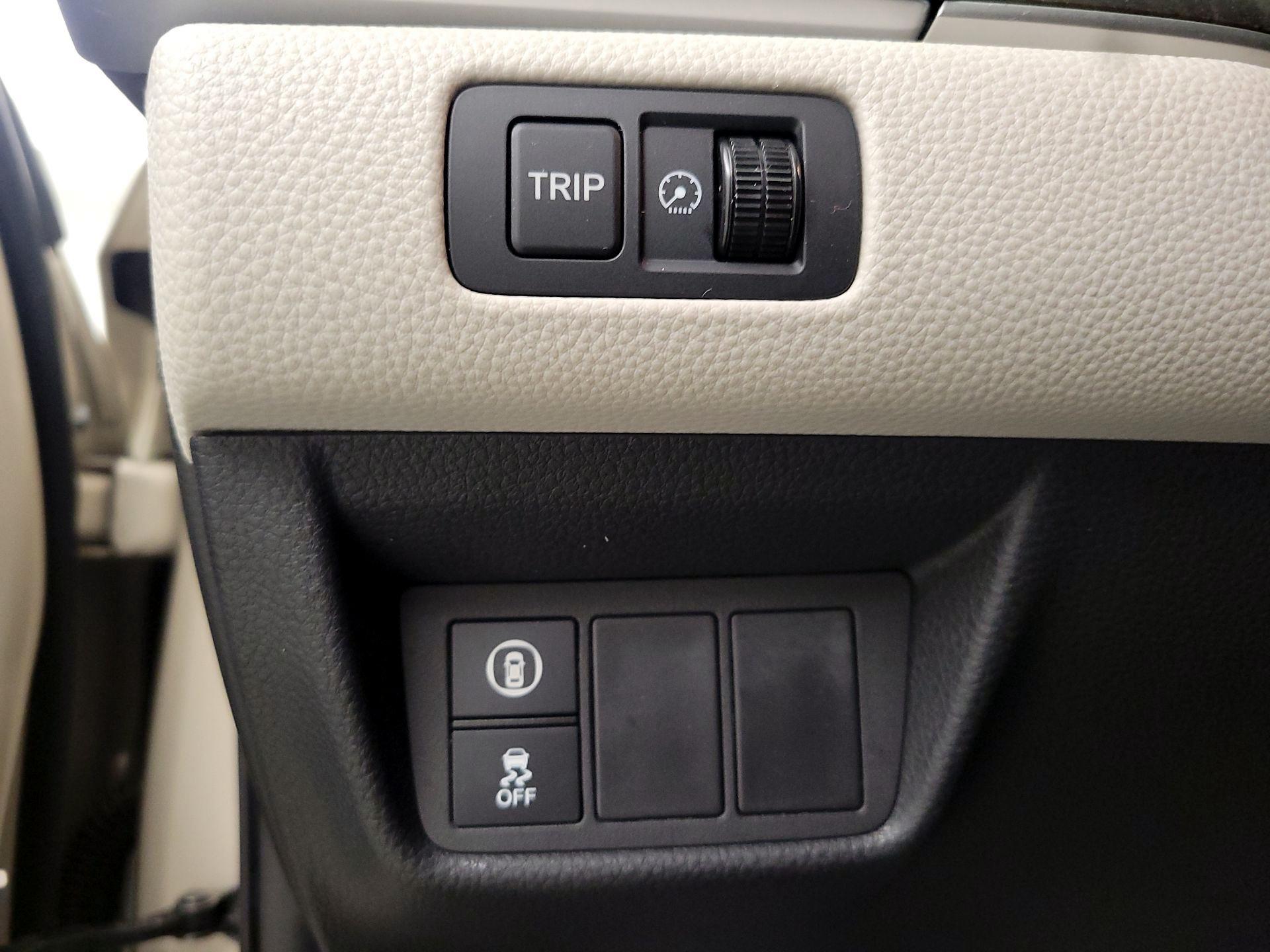 Thumbnail: 2019 Honda Accord - 13