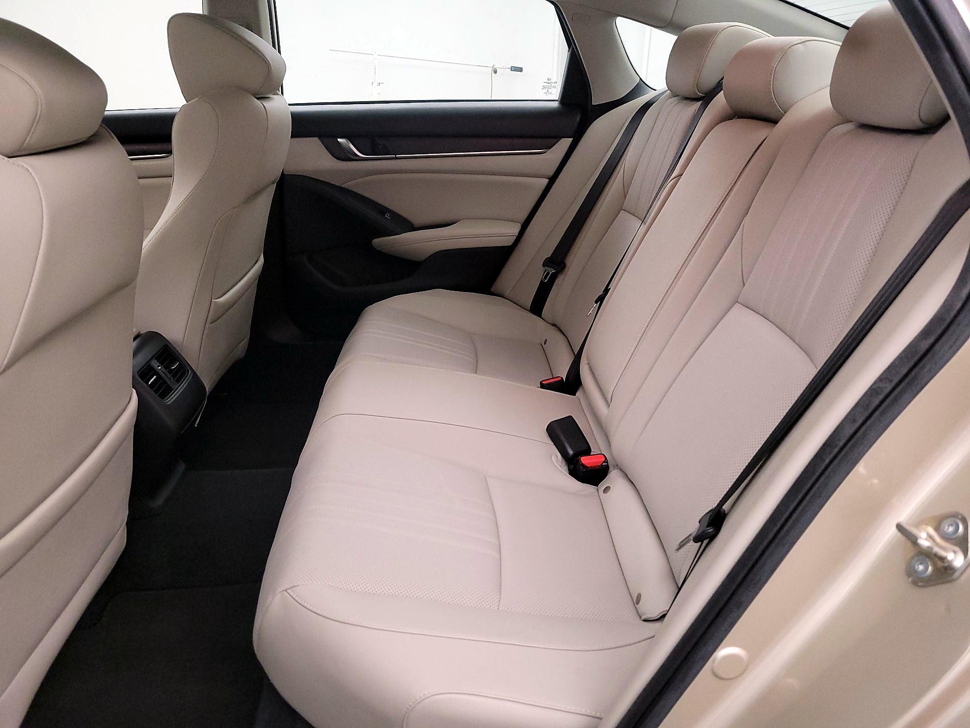 Thumbnail: 2019 Honda Accord - 20