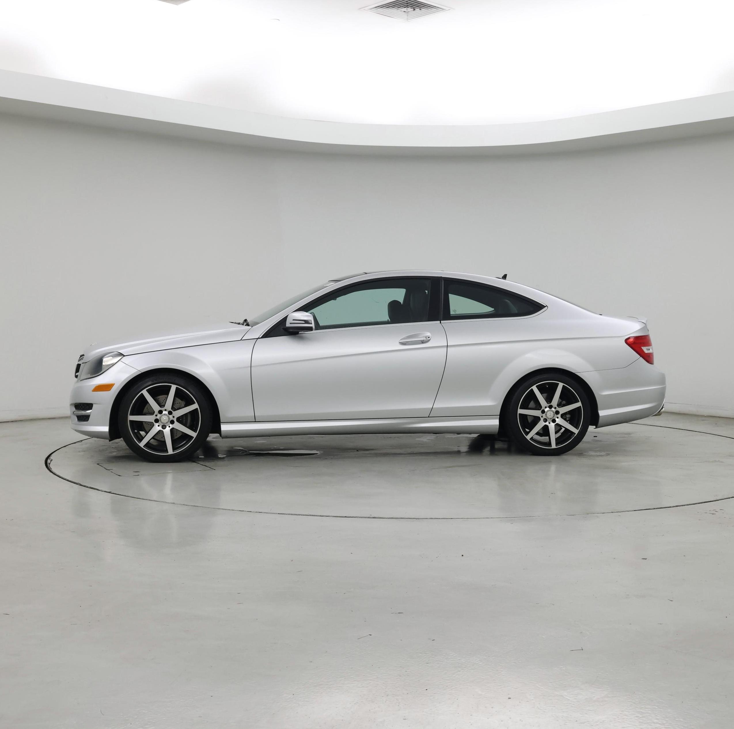 Thumbnail: 2015 Mercedes-Benz C-Class - 3