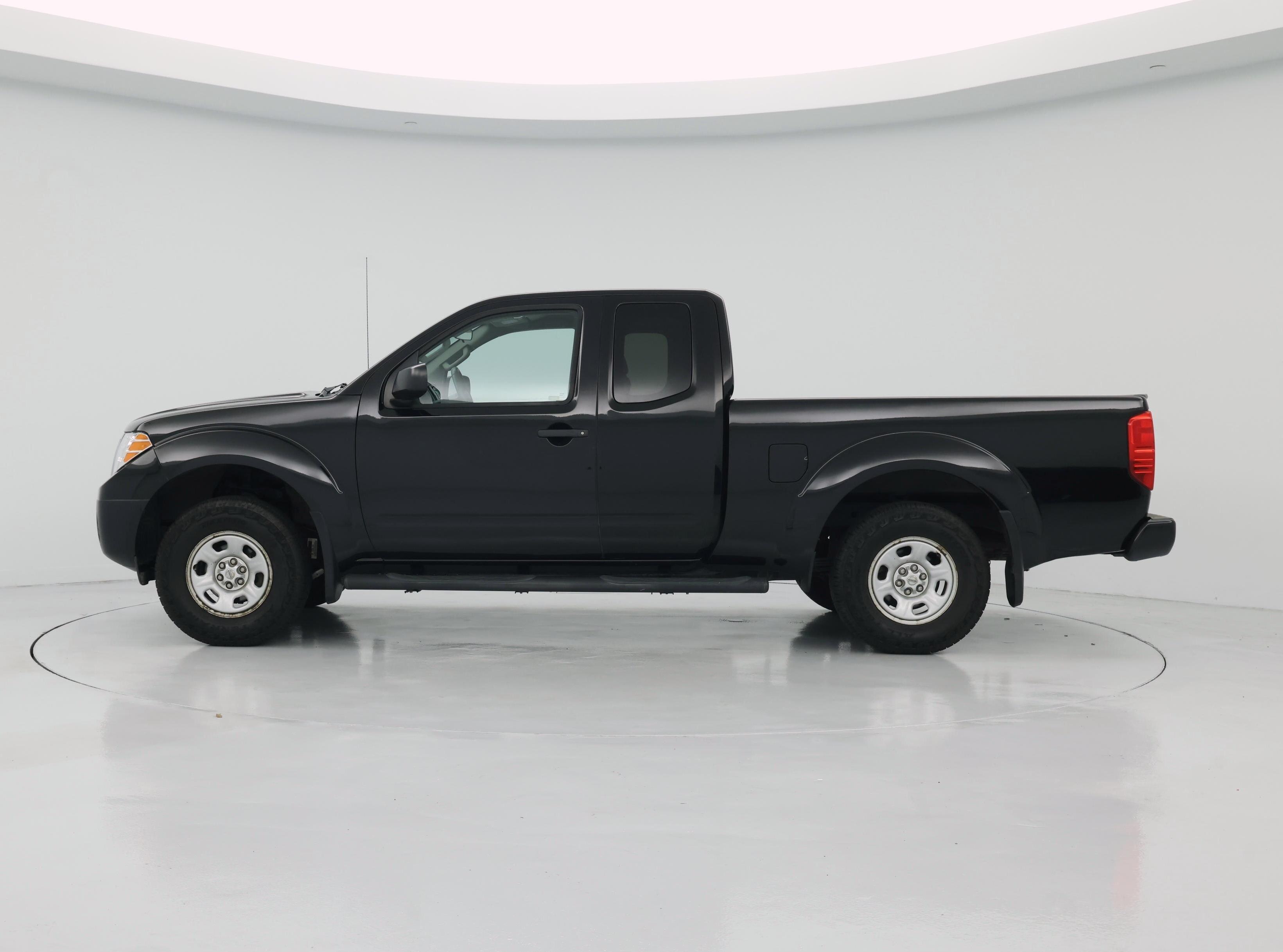 Thumbnail: 2017 Nissan Frontier - 3