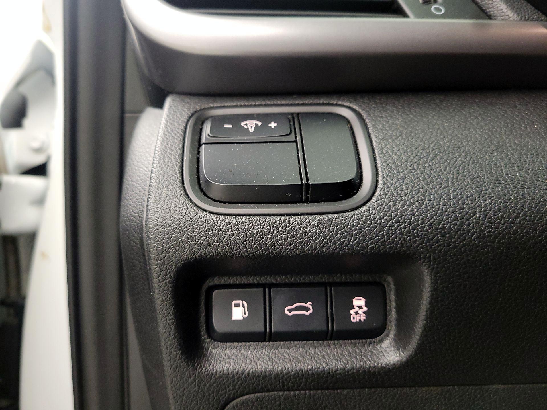 Thumbnail: 2017 Kia Optima - 13