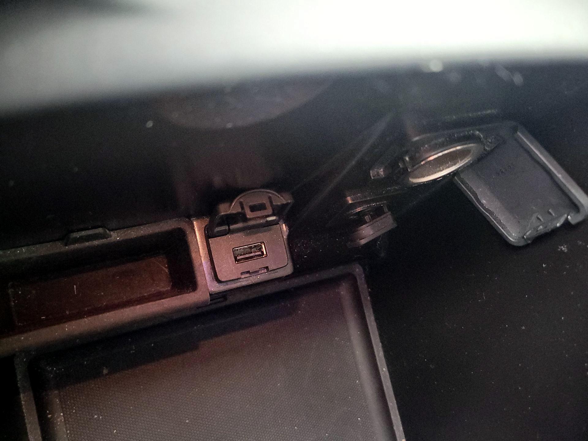 Thumbnail: 2016 Acura MDX - 18