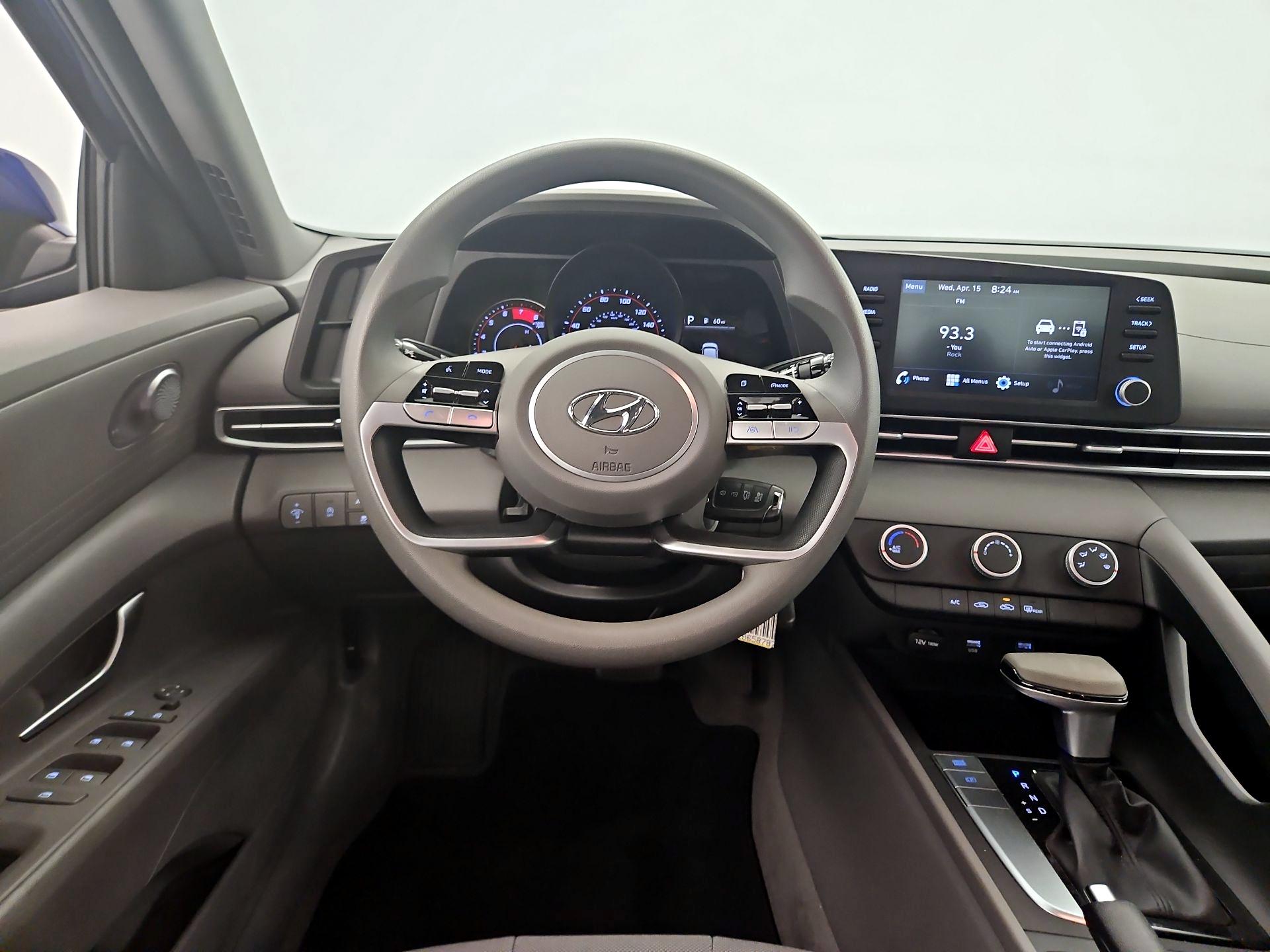 Thumbnail: 2021 Hyundai Elantra - 10