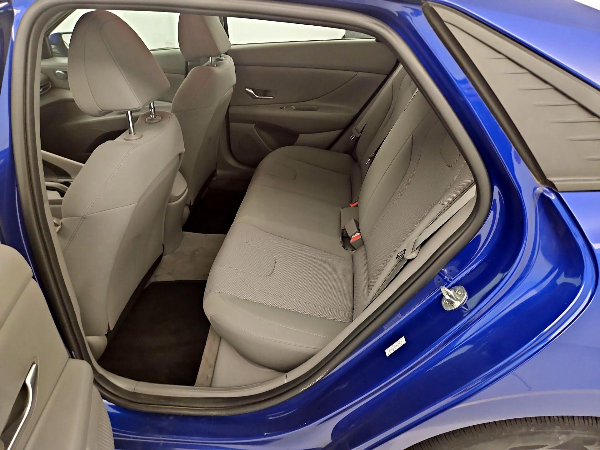 Thumbnail: 2021 Hyundai Elantra - 19