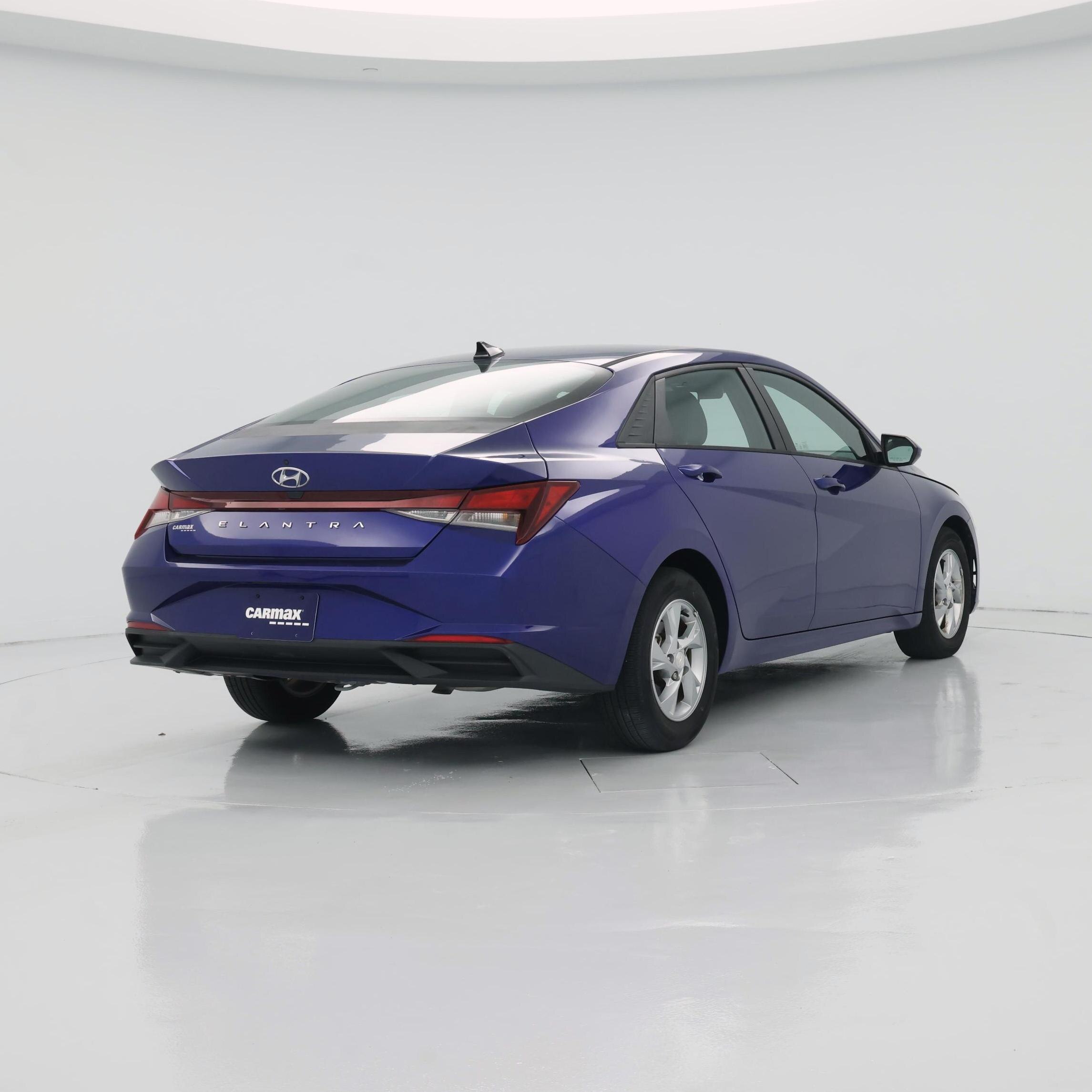 Thumbnail: 2021 Hyundai Elantra - 8