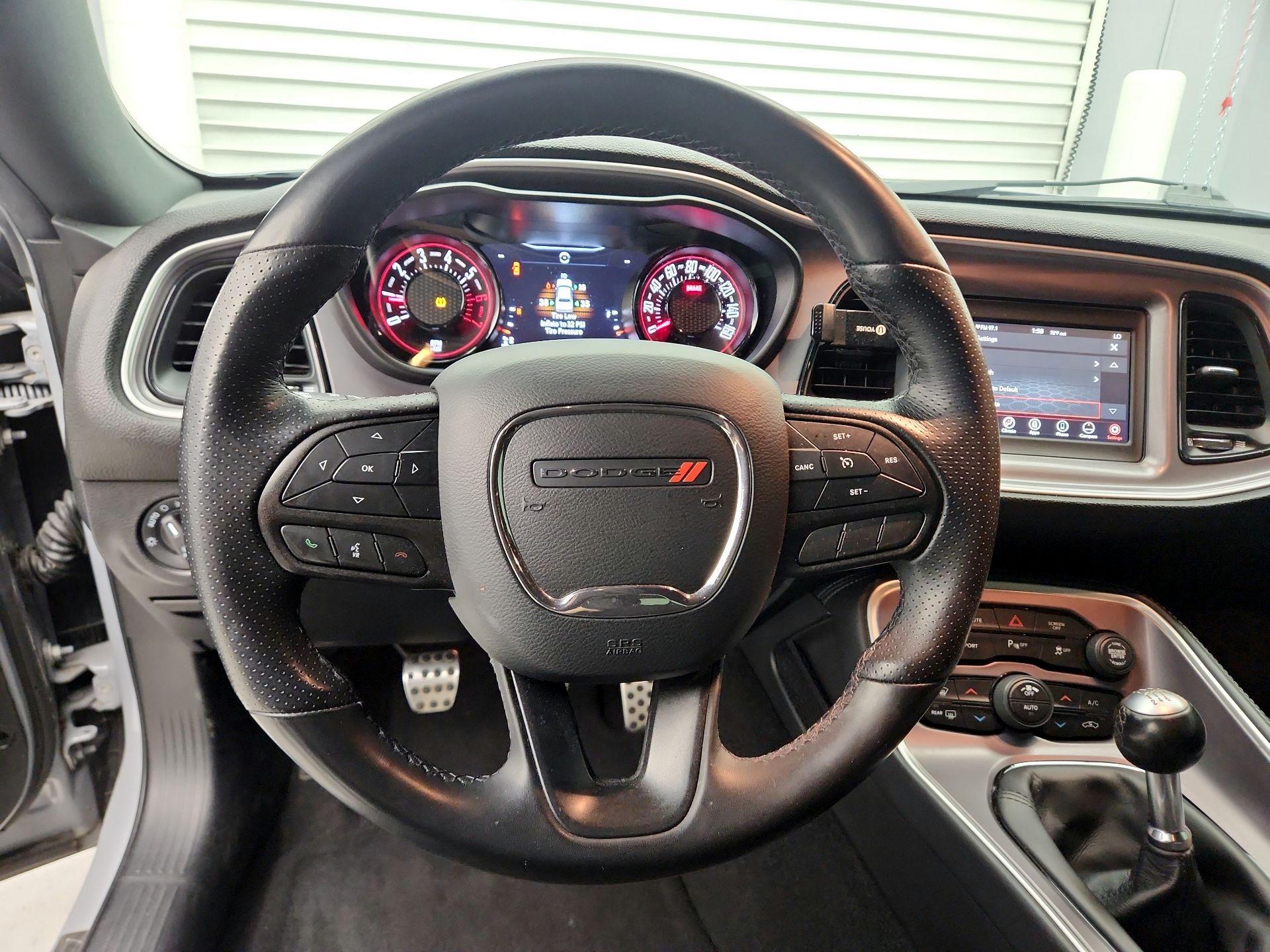 Thumbnail: 2022 Dodge Challenger - 10