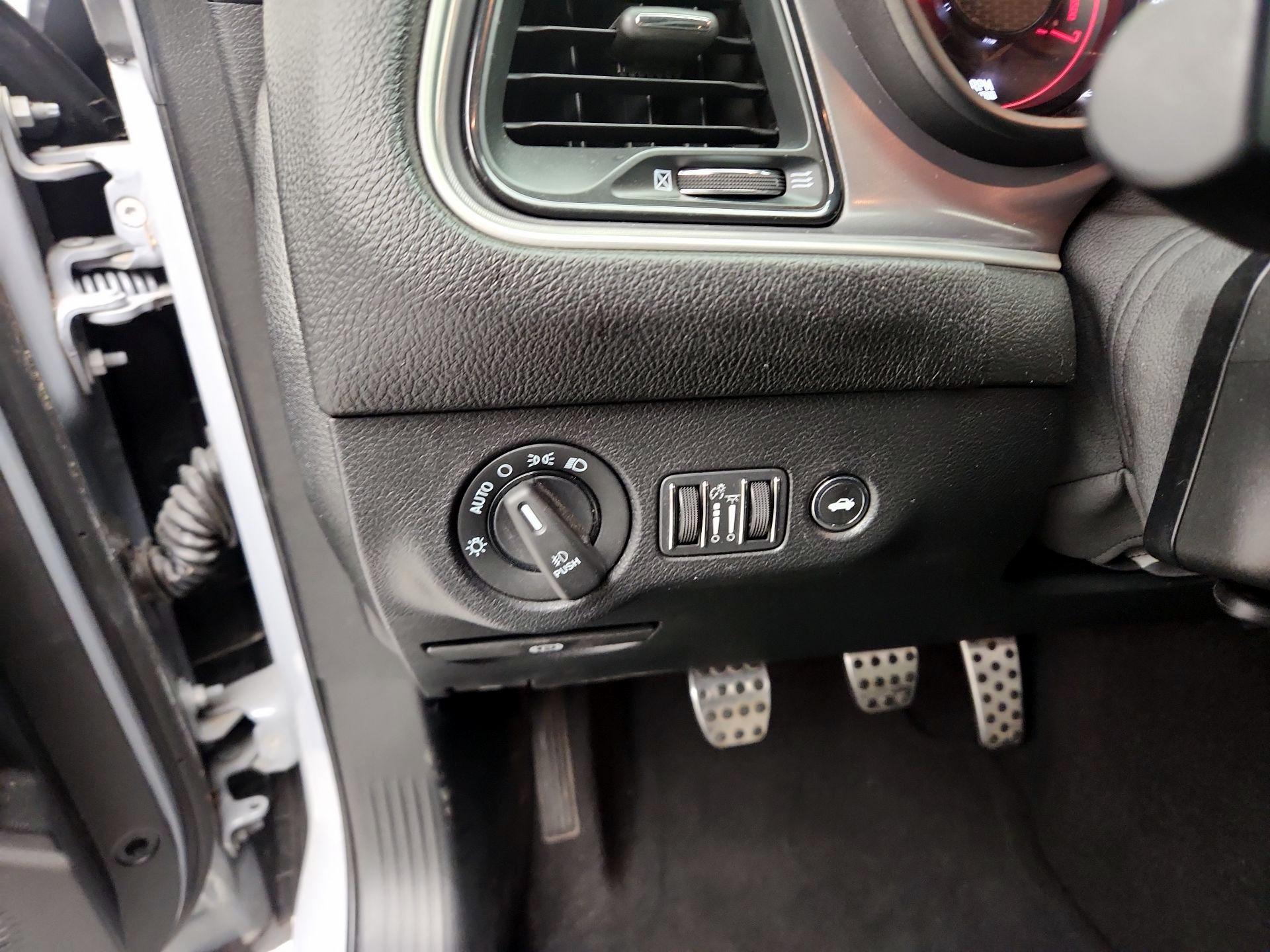 Thumbnail: 2022 Dodge Challenger - 13