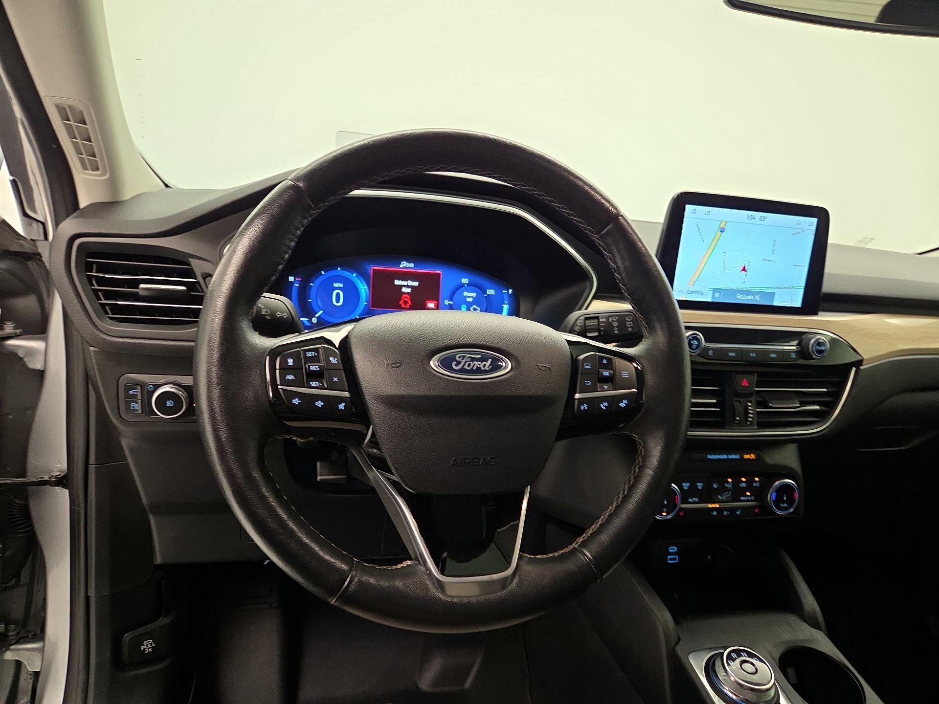 Thumbnail: 2022 Ford Escape - 10