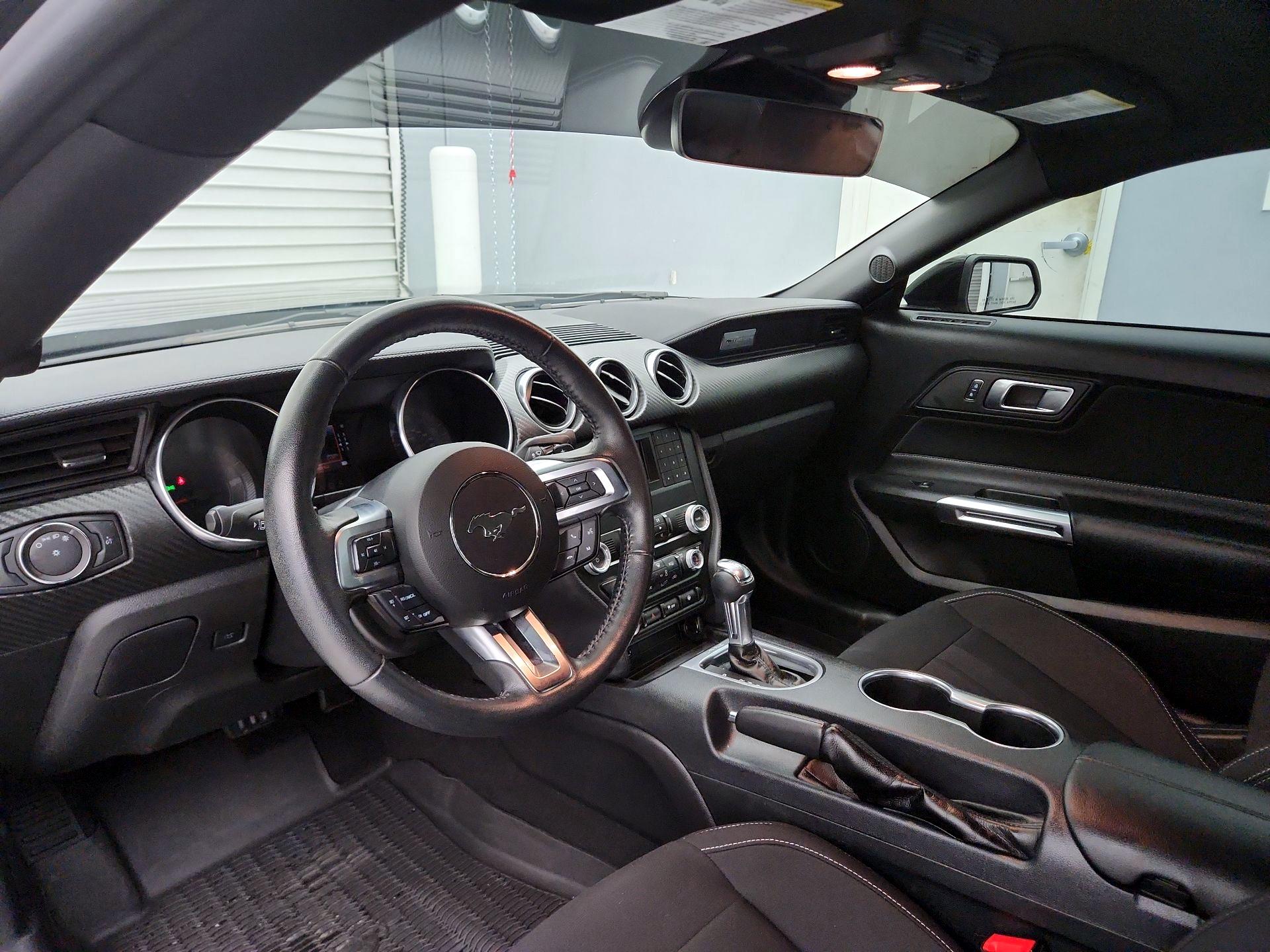 Thumbnail: 2022 Ford Mustang - 9