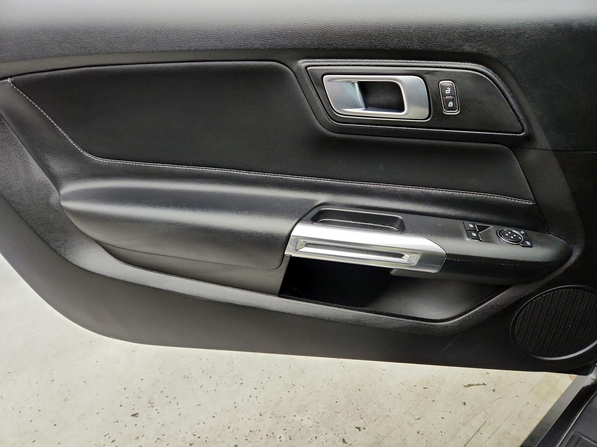 Thumbnail: 2022 Ford Mustang - 12