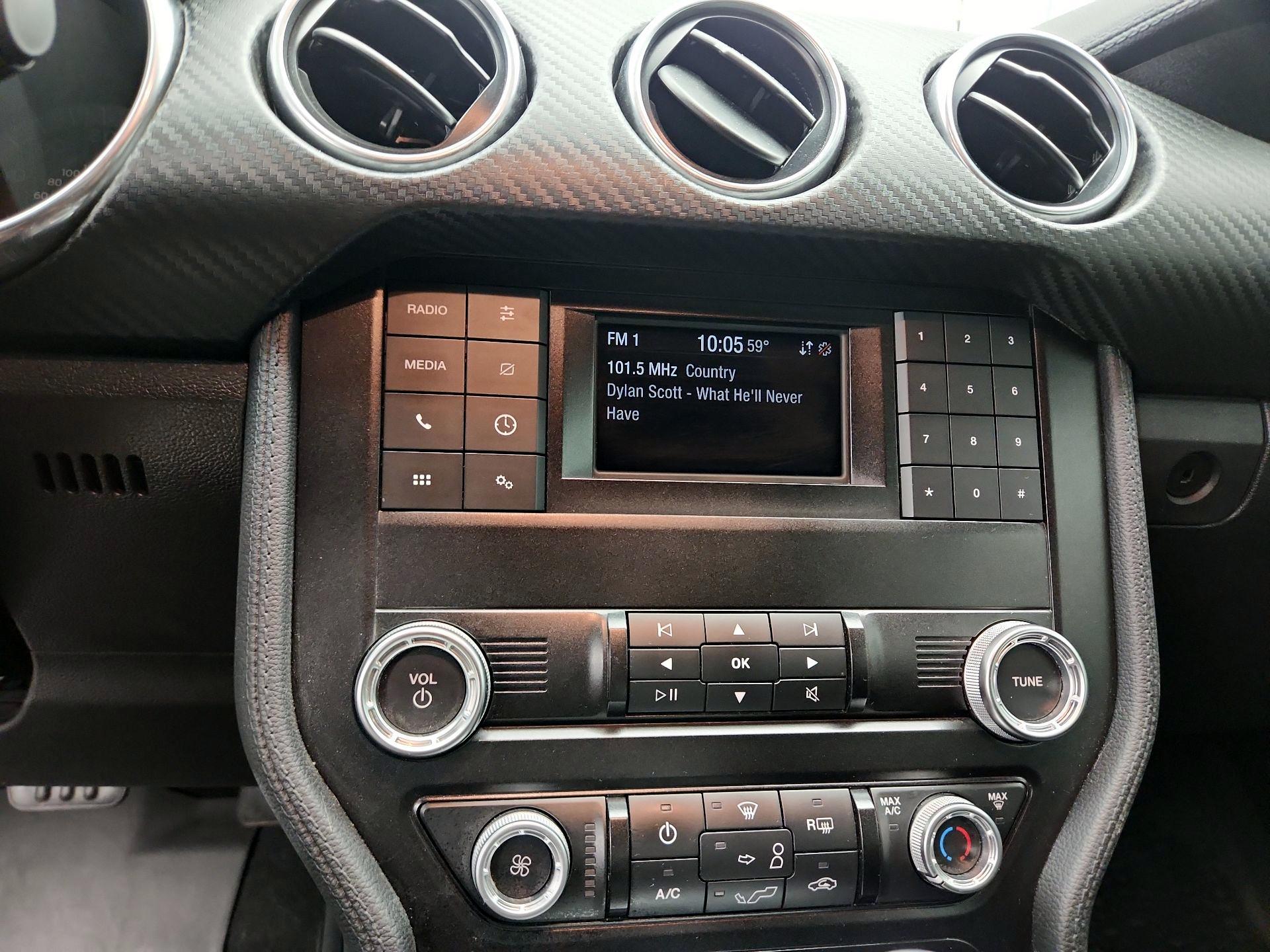 Thumbnail: 2022 Ford Mustang - 15