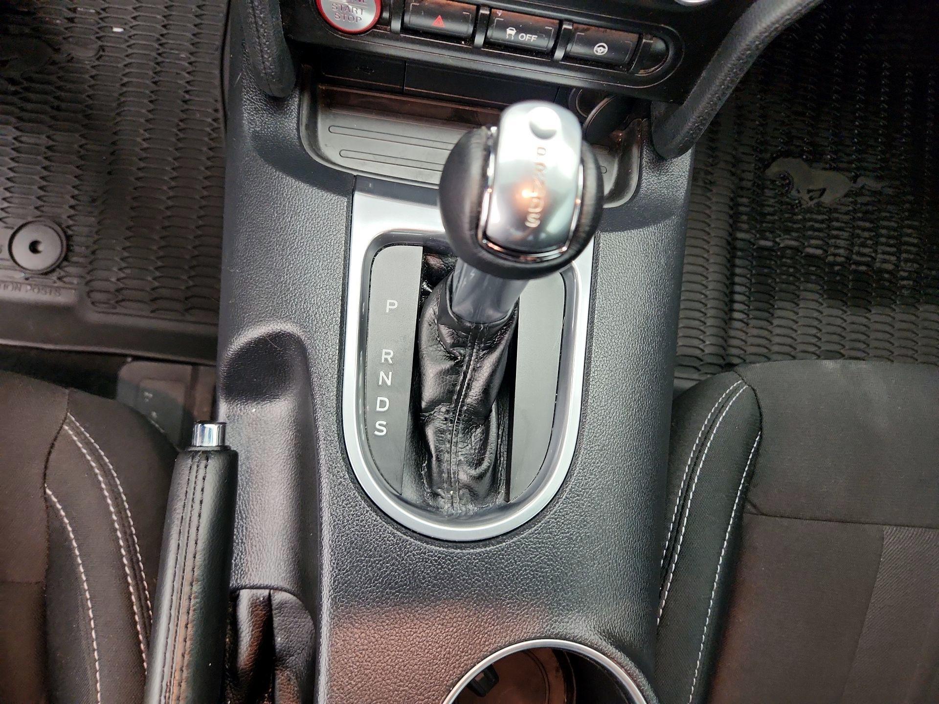 Thumbnail: 2022 Ford Mustang - 17