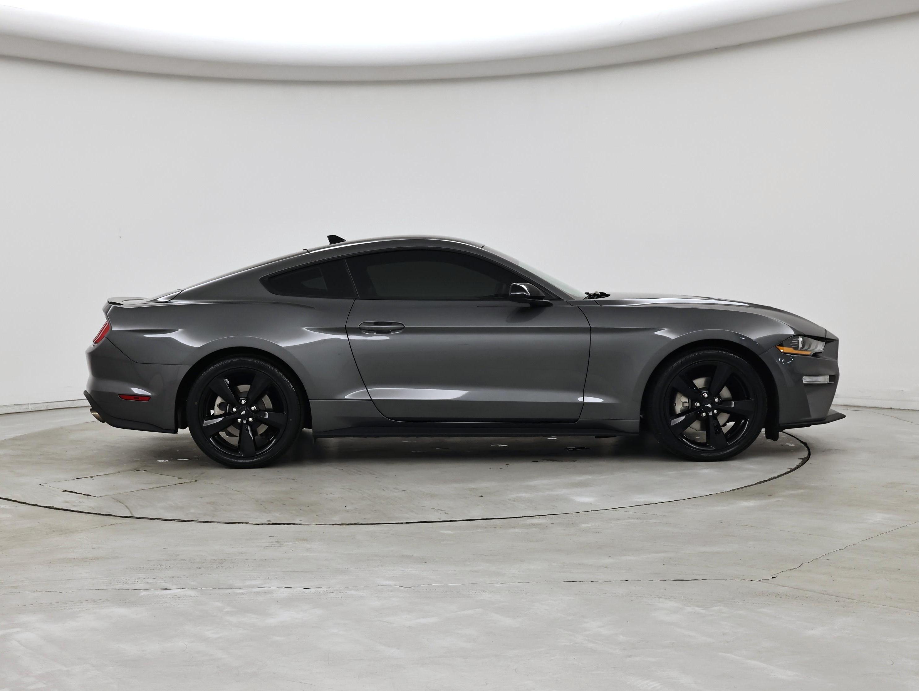 Thumbnail: 2022 Ford Mustang - 7