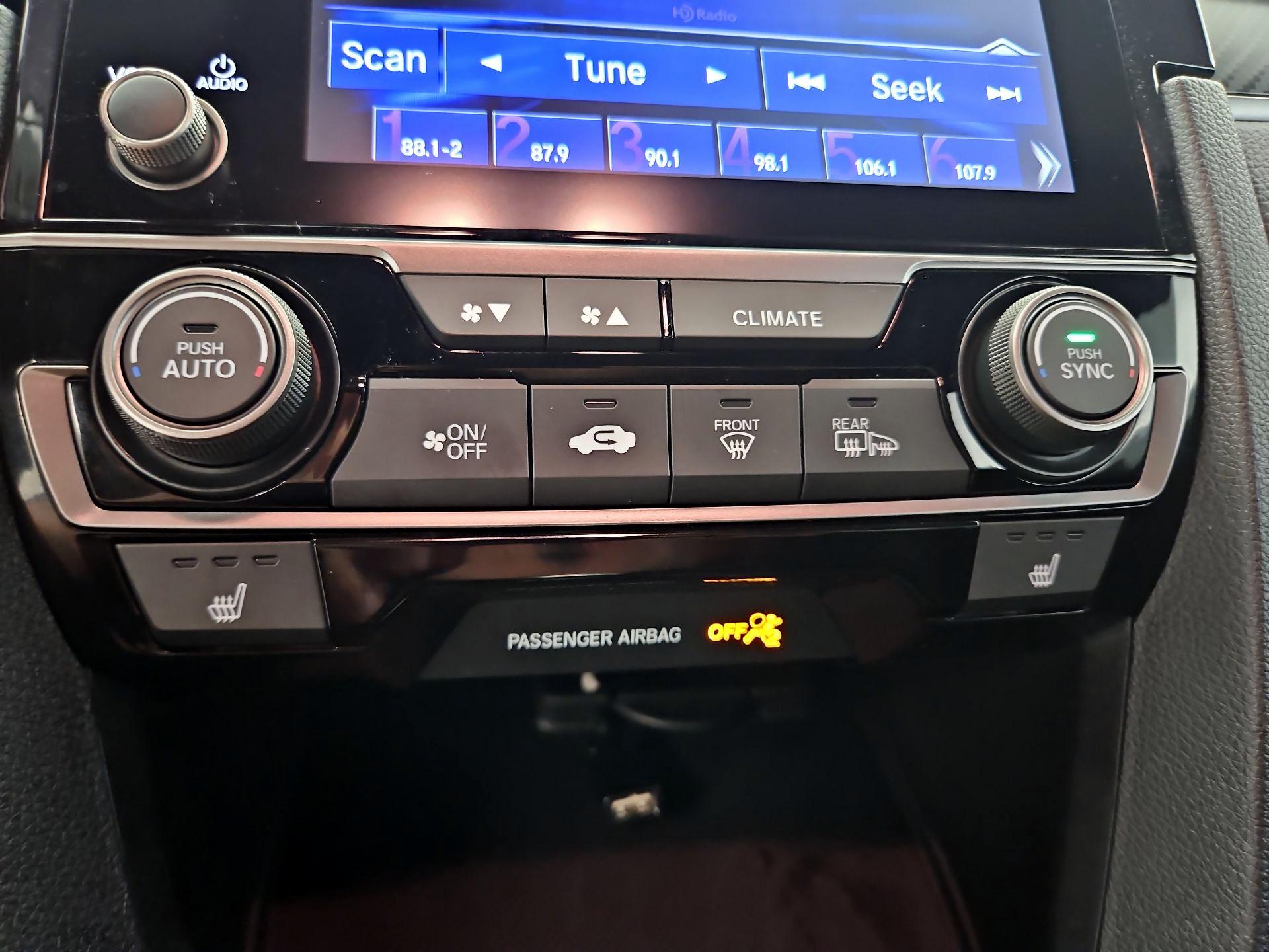 Thumbnail: 2019 Honda Civic - 15