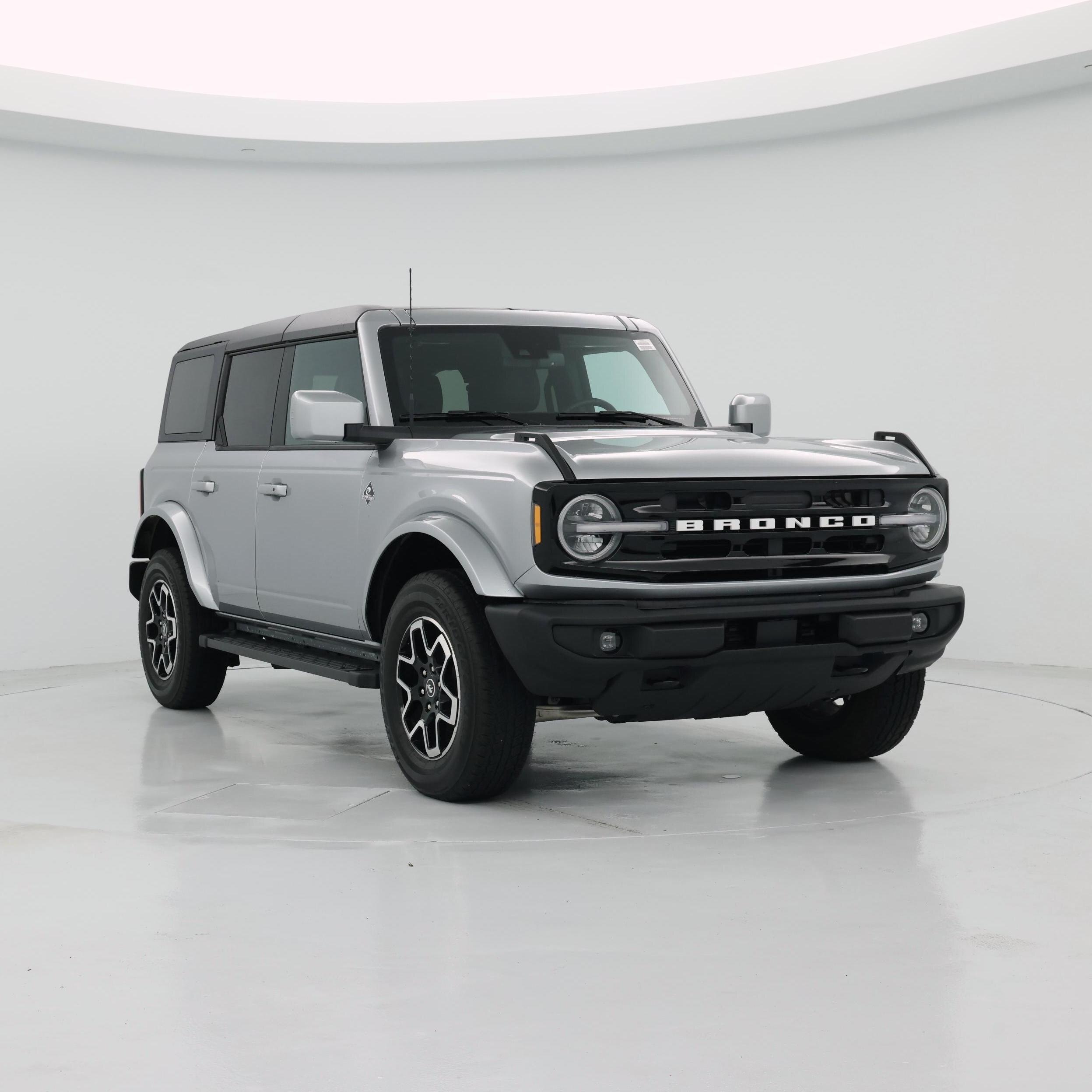 Silver 2024 Ford Bronco SUV / Crossover Four-Wheel Drive Automatic