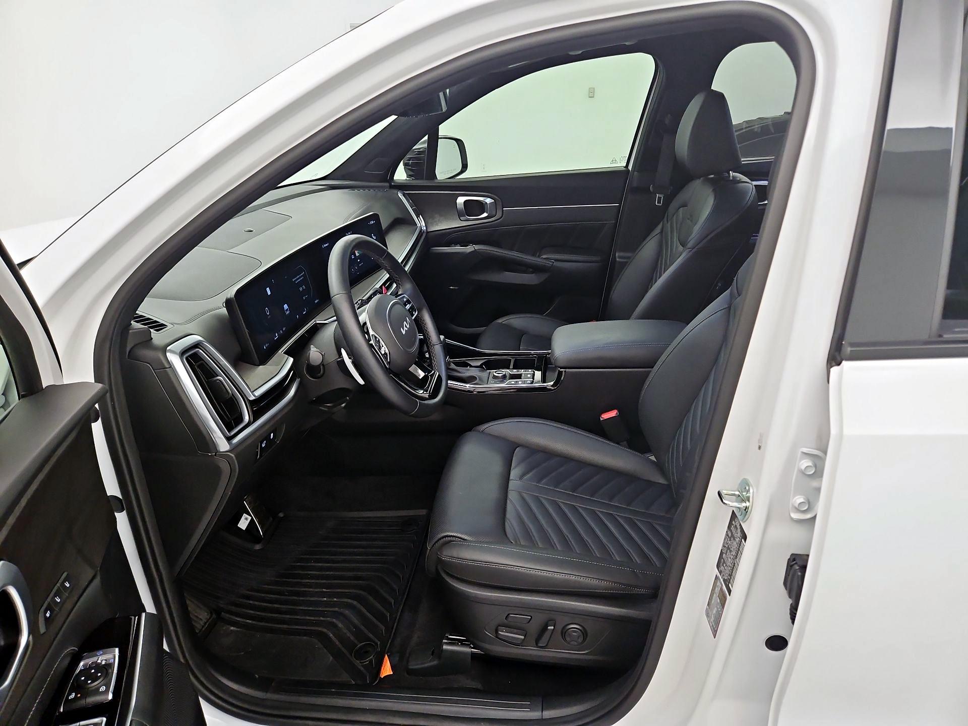 Thumbnail: 2025 Kia Sorento - 11