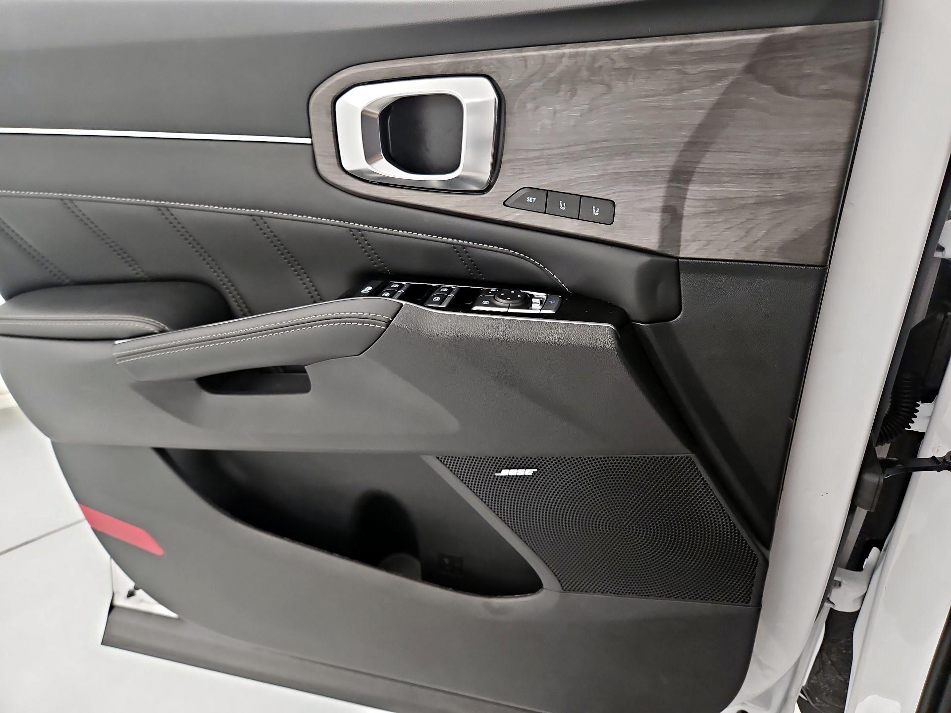 Thumbnail: 2025 Kia Sorento - 12