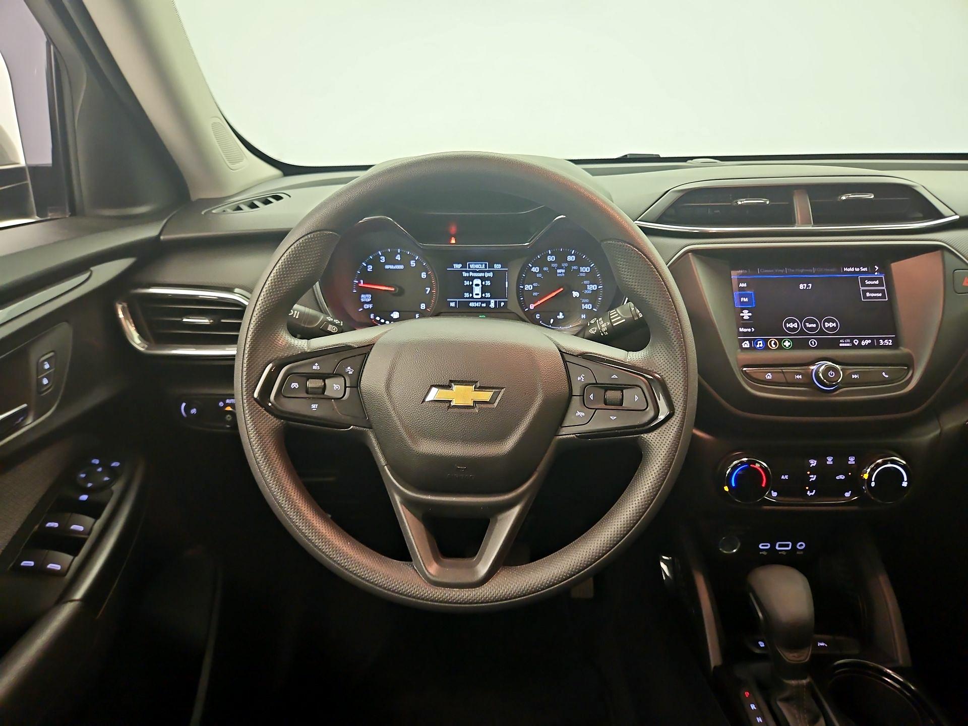 Thumbnail: 2023 Chevrolet TrailBlazer - 10