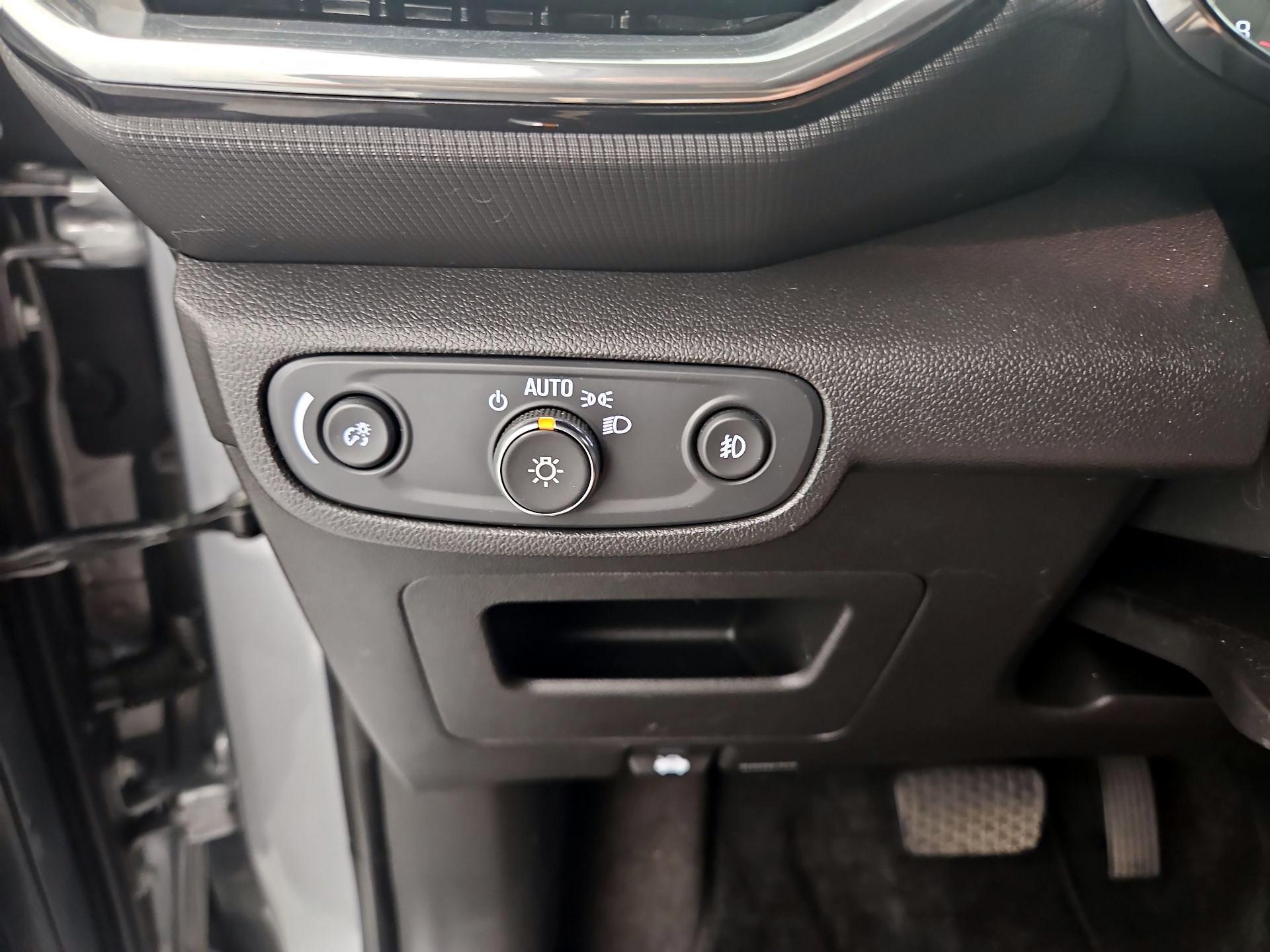 Thumbnail: 2023 Chevrolet TrailBlazer - 13