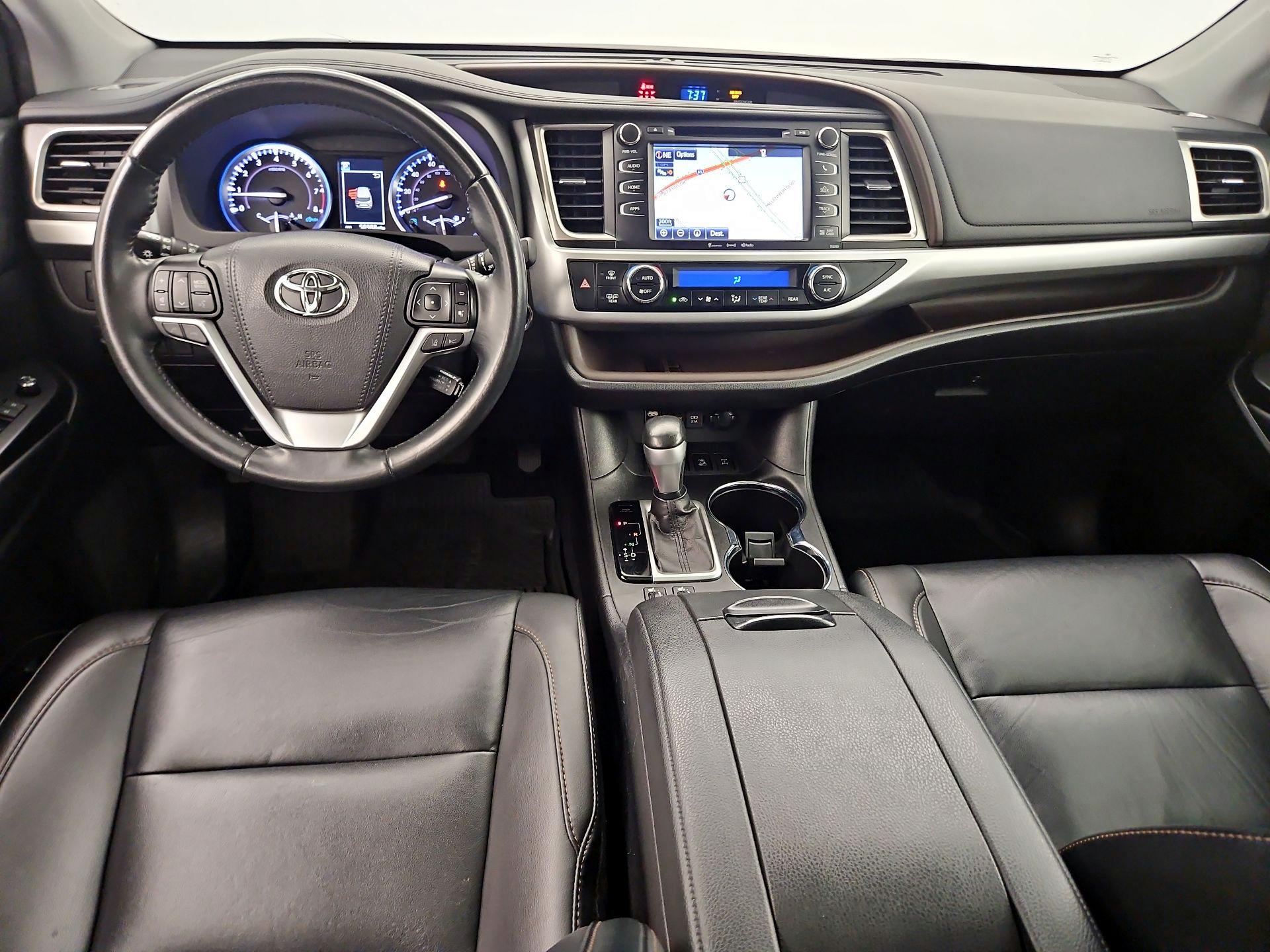 Thumbnail: 2019 Toyota Highlander - 9