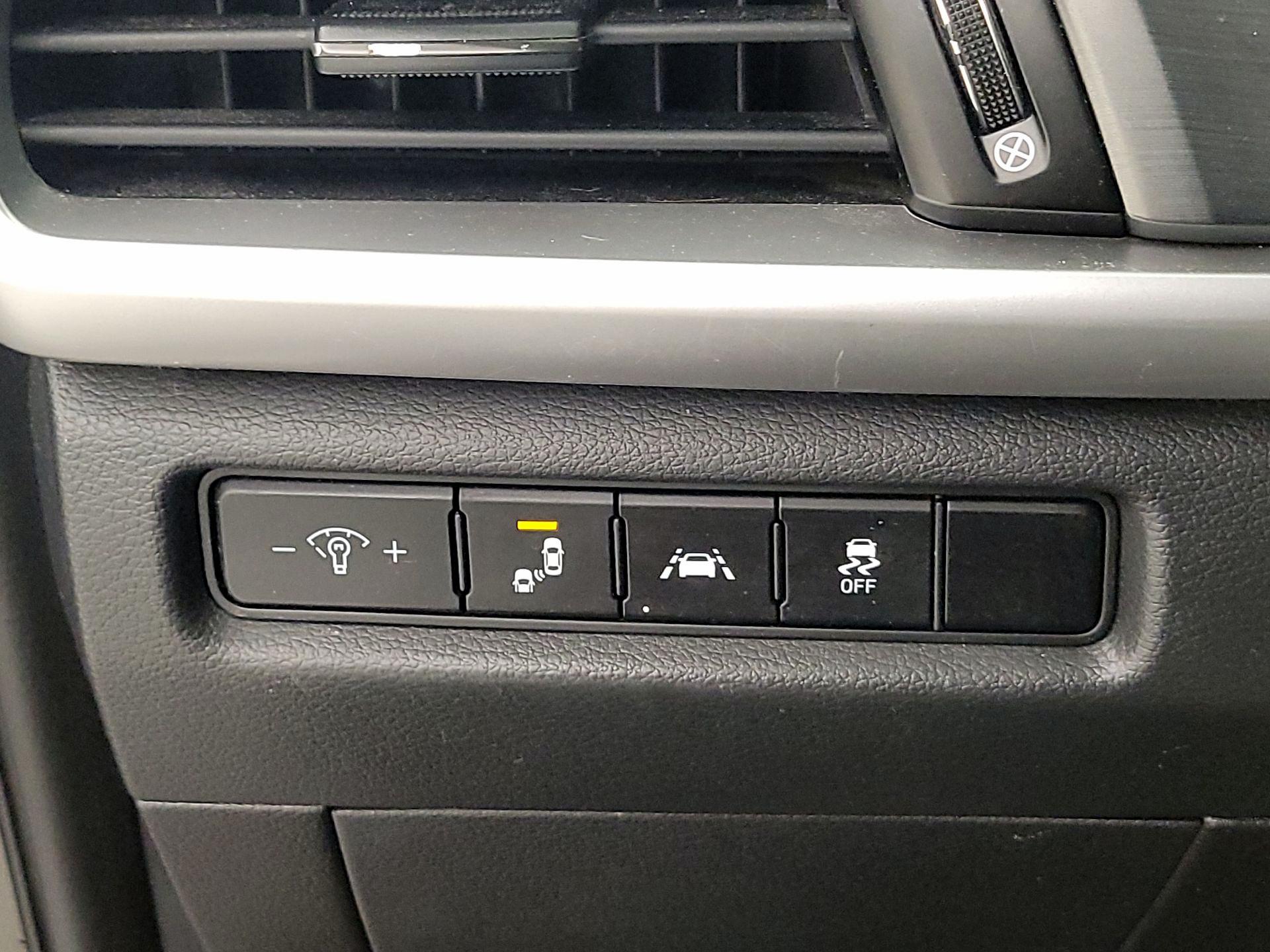 Thumbnail: 2021 Kia Telluride - 13