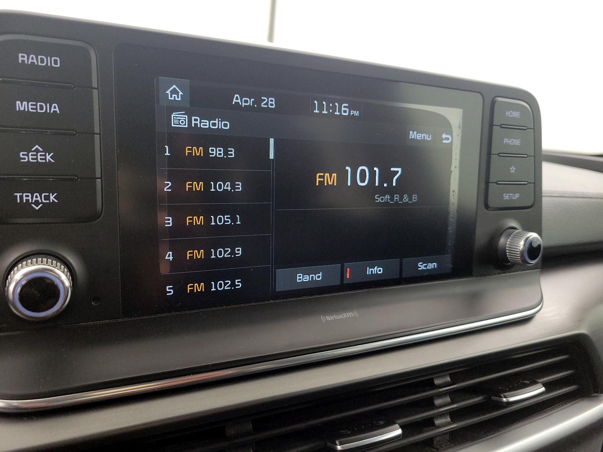 Thumbnail: 2021 Kia Telluride - 15