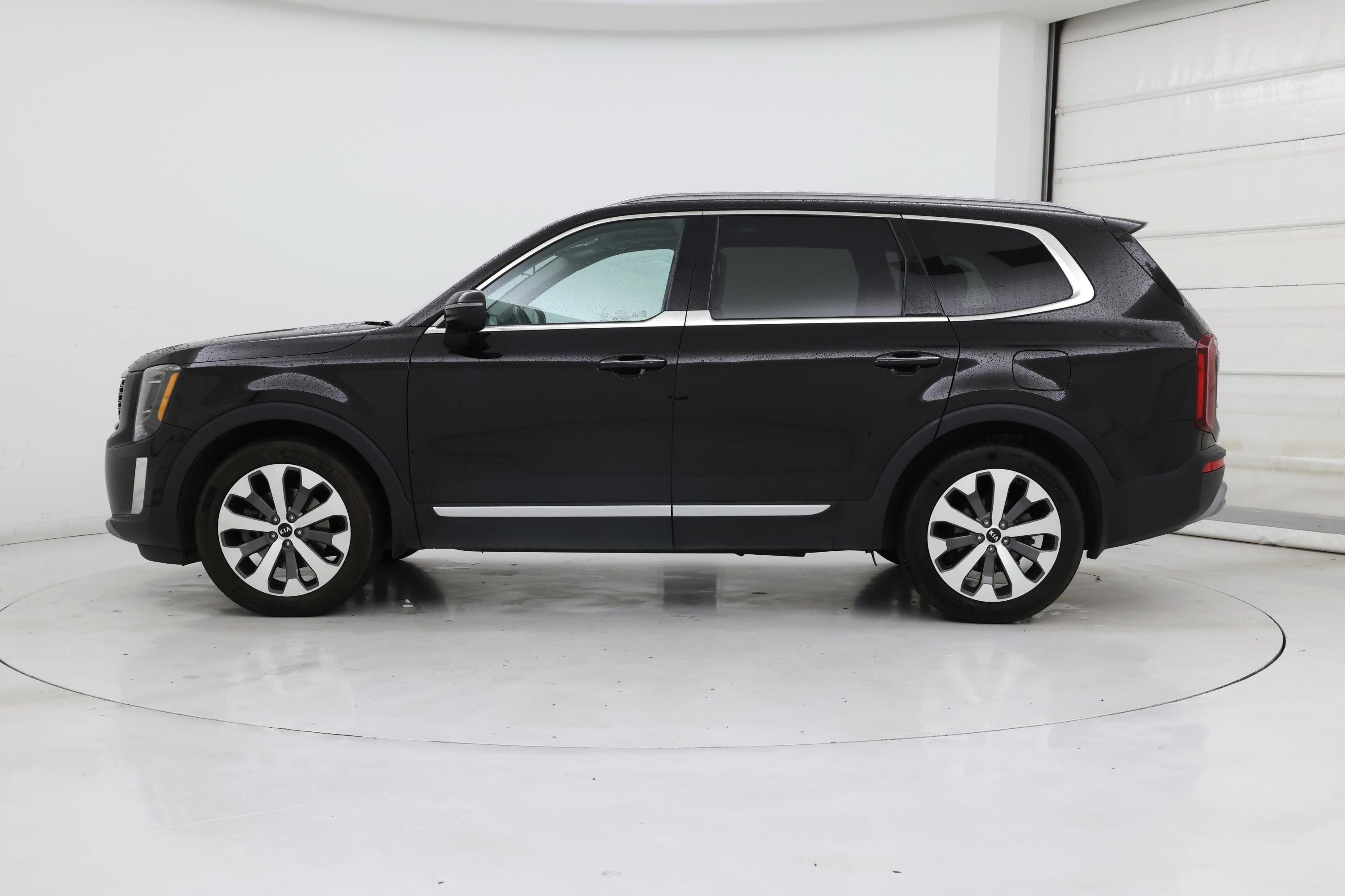 Thumbnail: 2021 Kia Telluride - 3