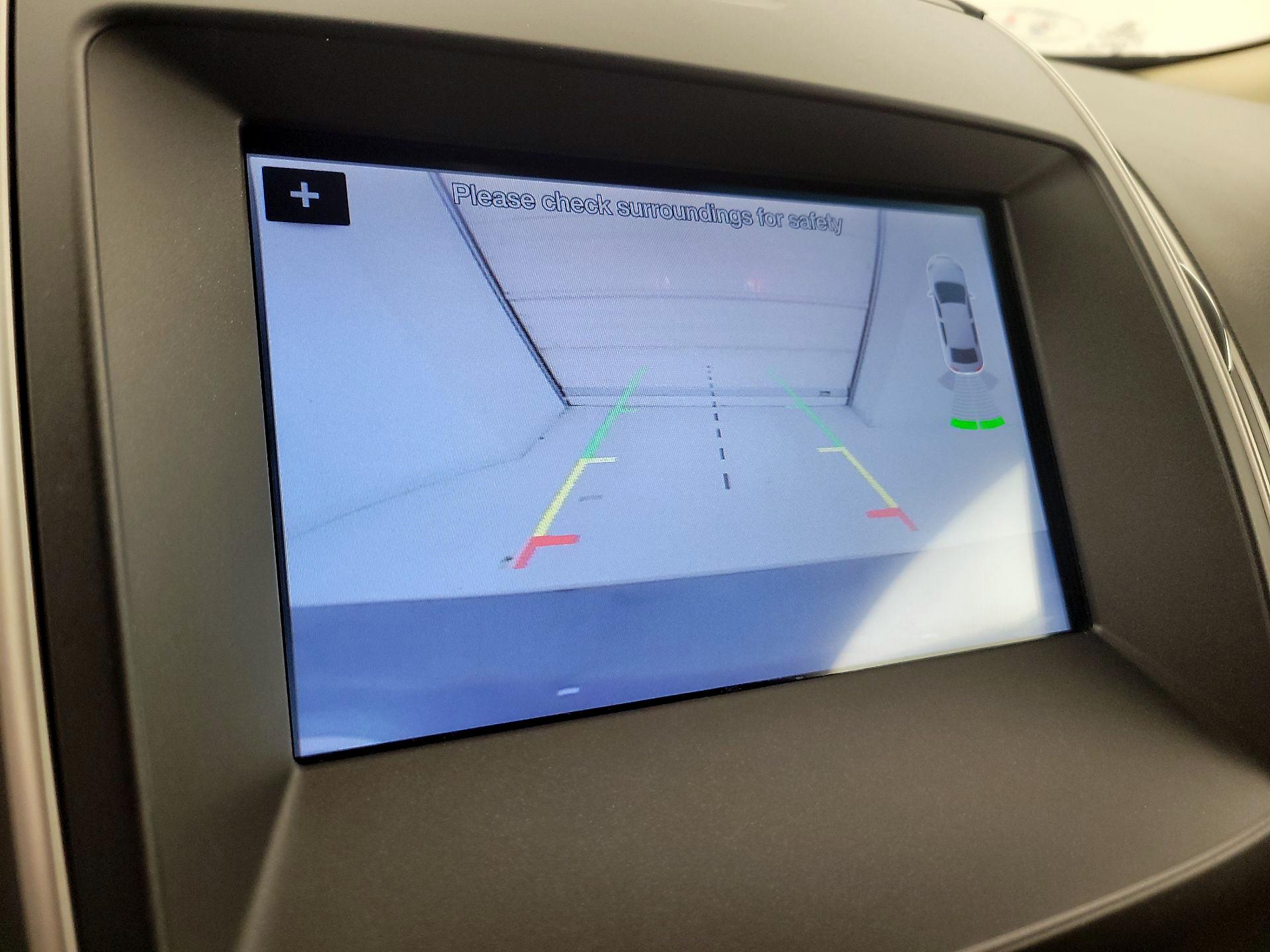 Thumbnail: 2016 Ford Edge - 15