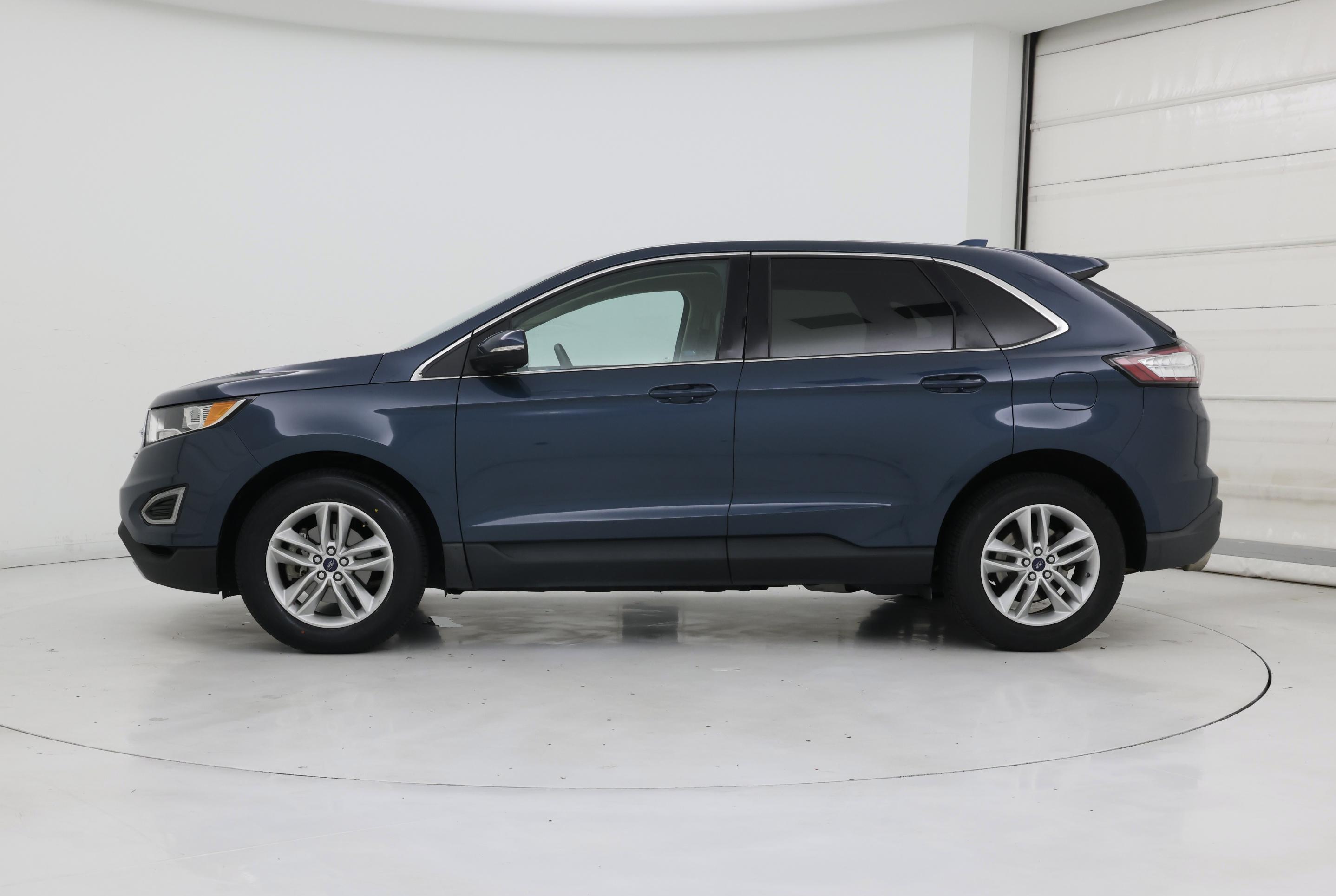 Thumbnail: 2016 Ford Edge - 3