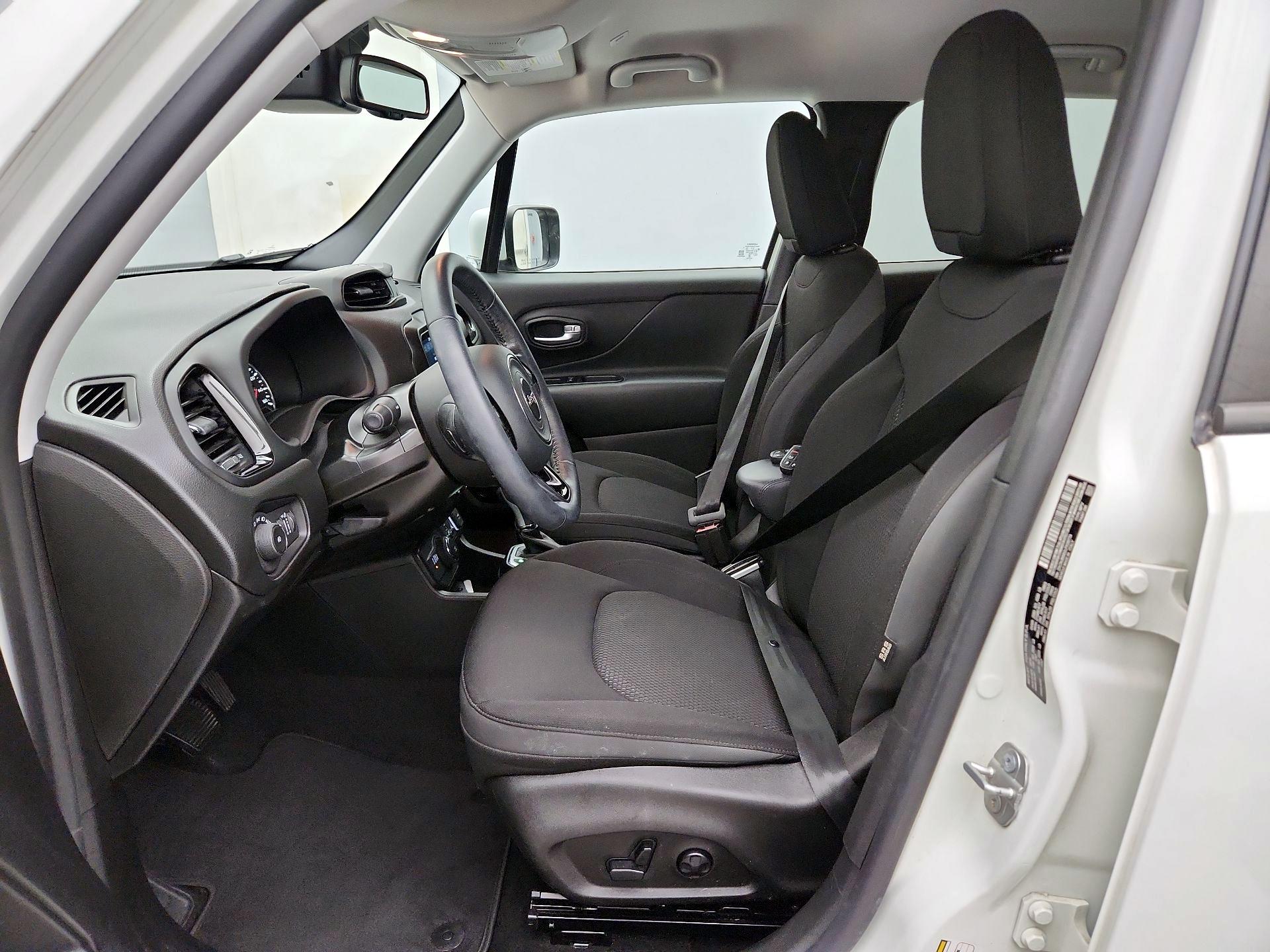 Thumbnail: 2020 Jeep Renegade - 11
