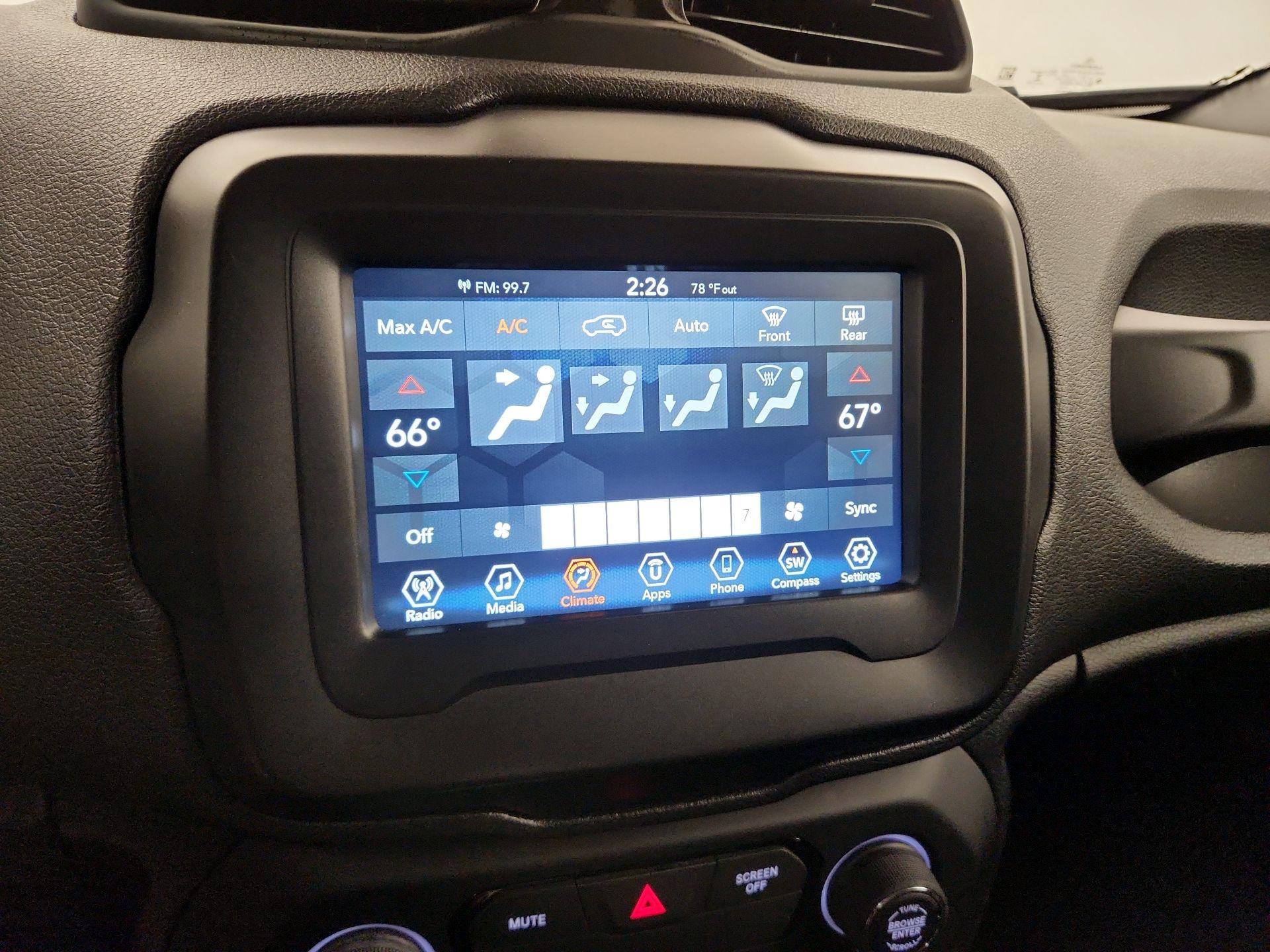 Thumbnail: 2020 Jeep Renegade - 16