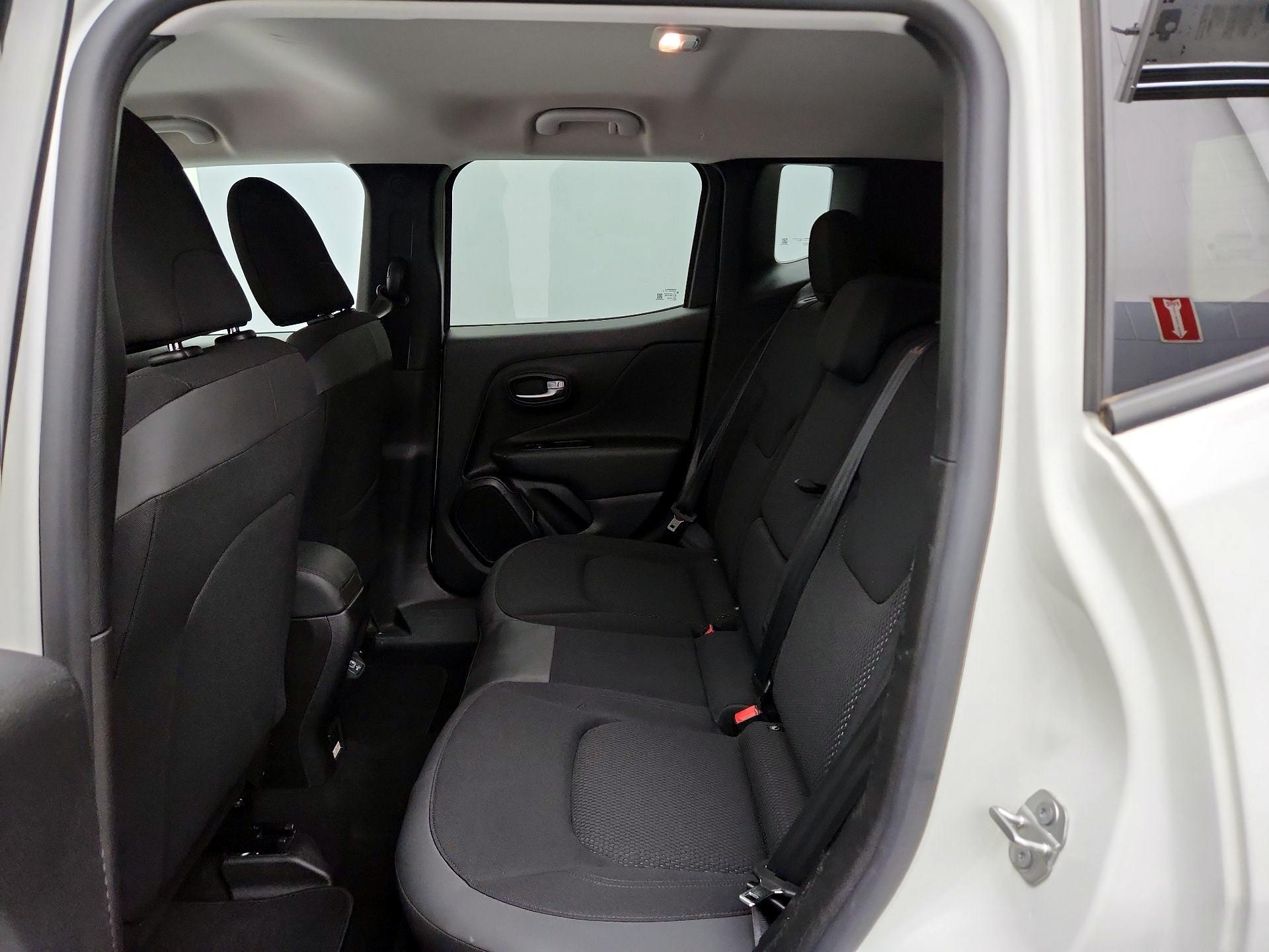 Thumbnail: 2020 Jeep Renegade - 19