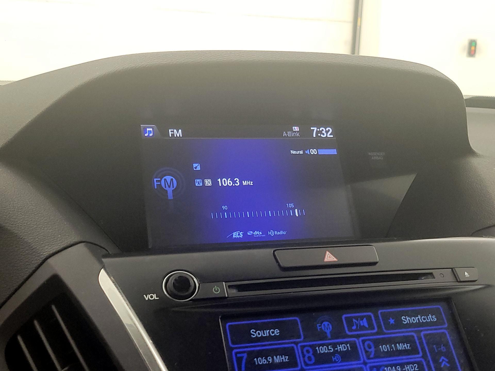 Thumbnail: 2017 Acura MDX - 15