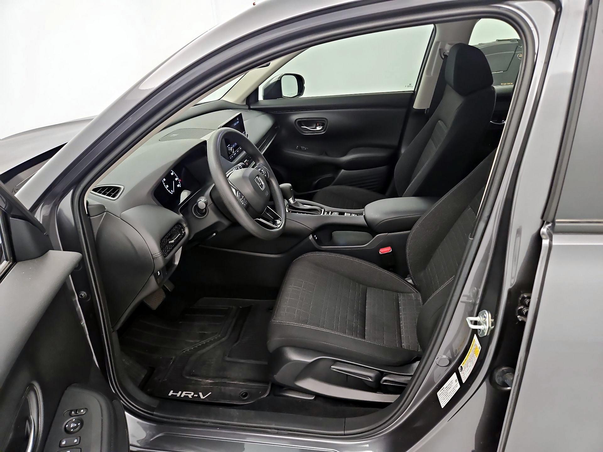 Thumbnail: 2025 Honda HR-V - 11