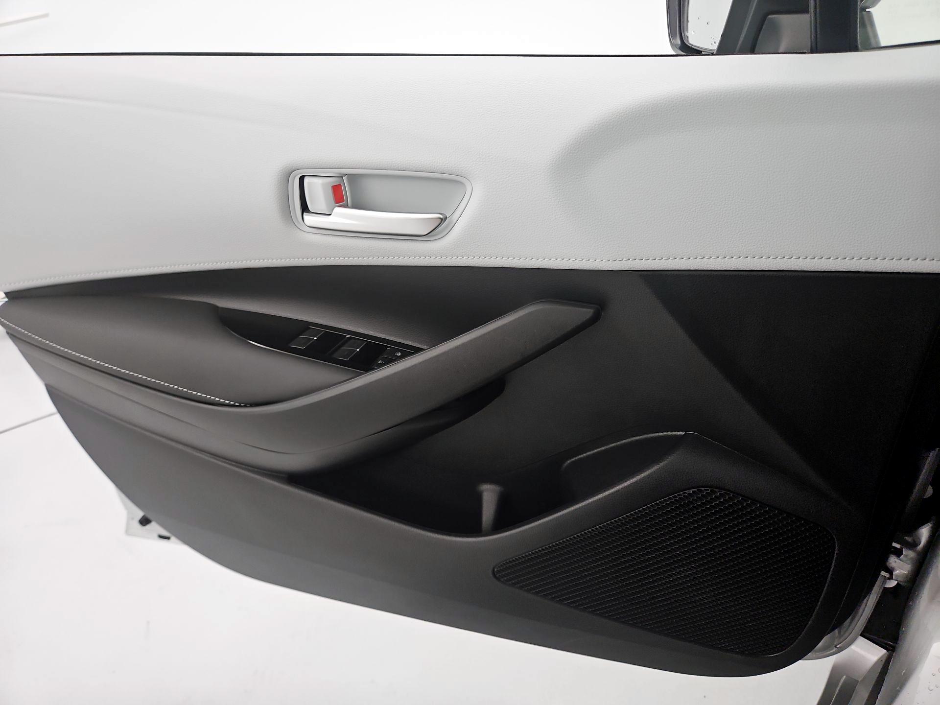 Thumbnail: 2023 Toyota Corolla - 12