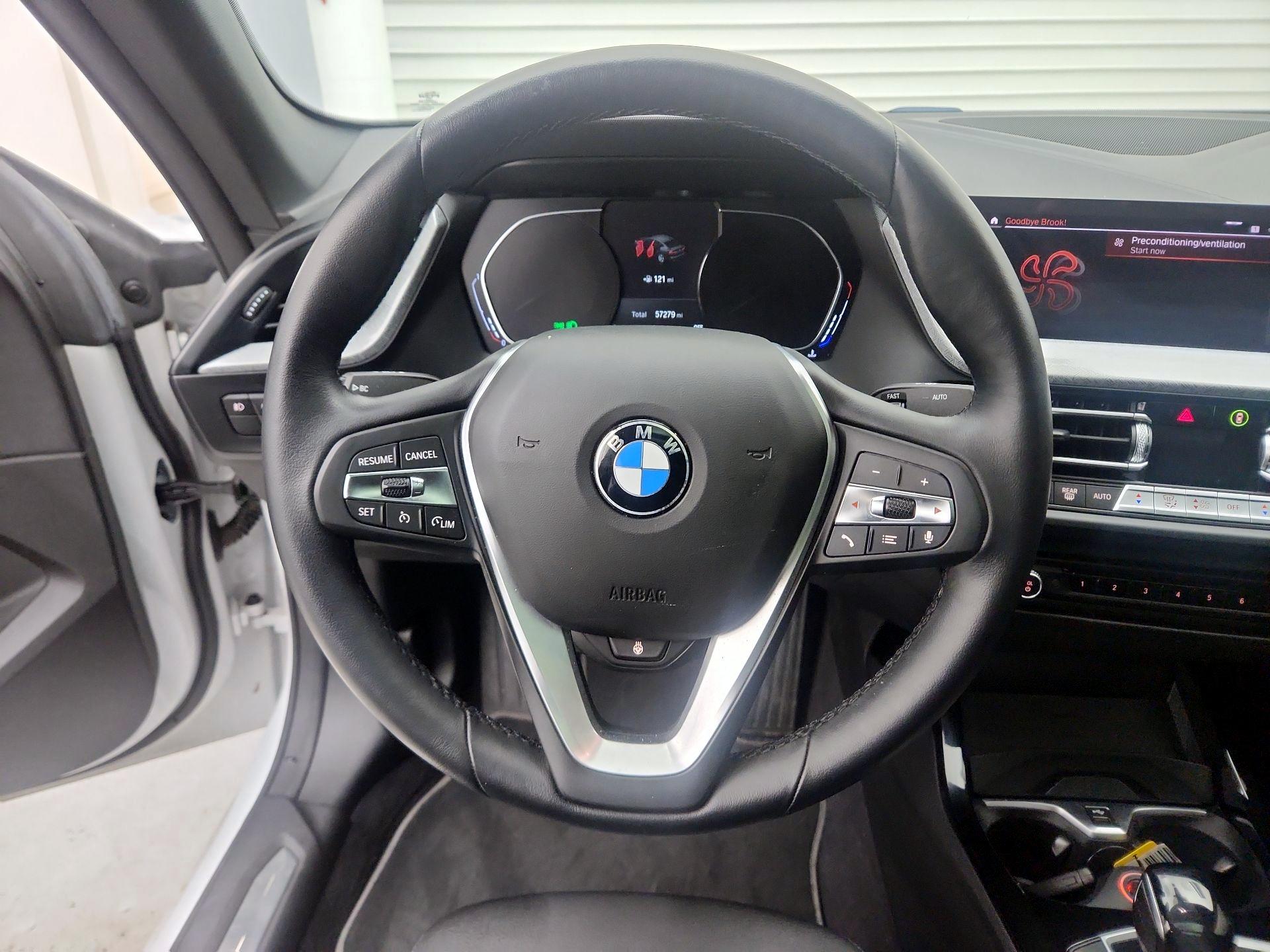 Thumbnail: 2021 BMW 2 Series - 10