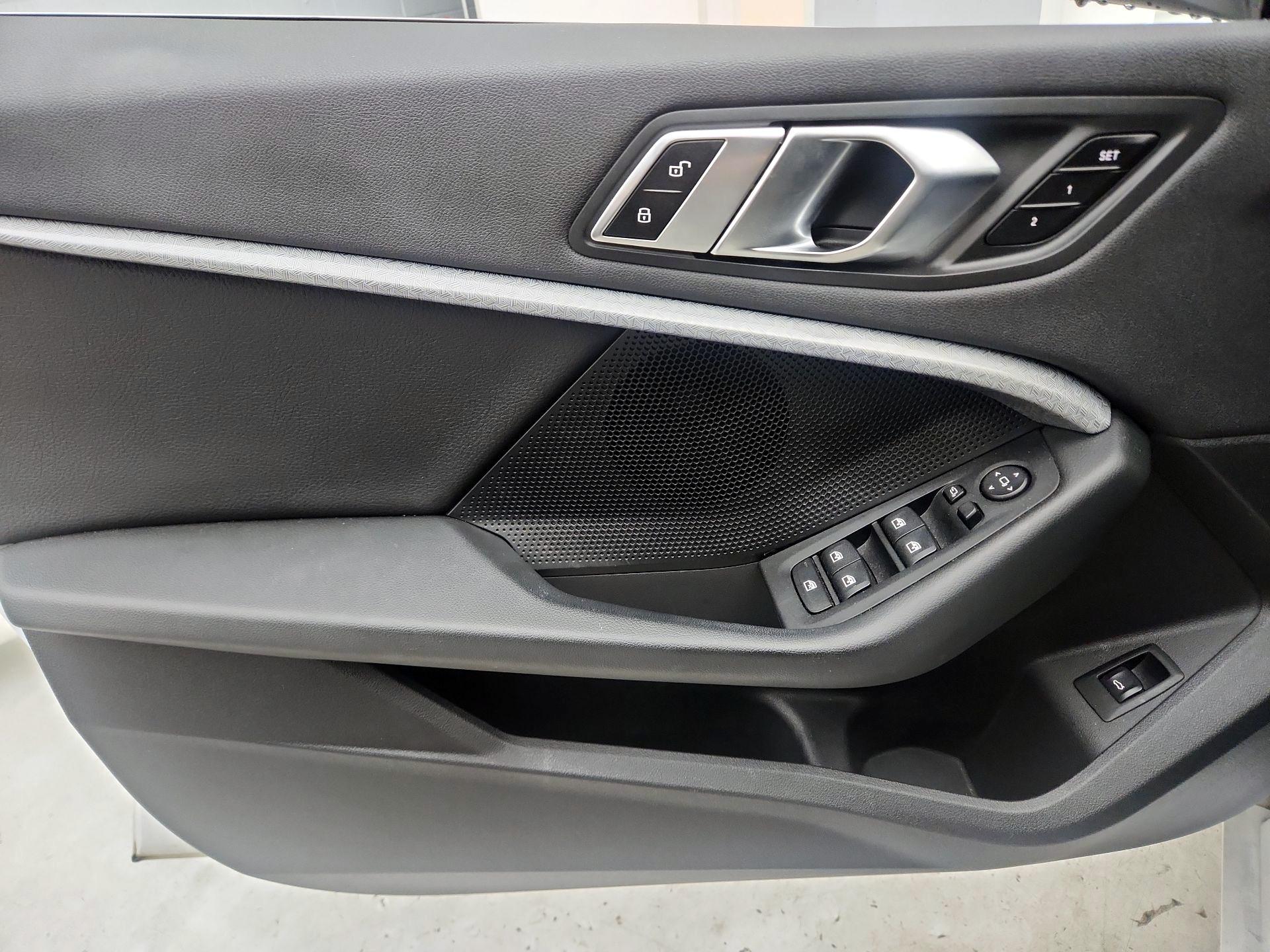Thumbnail: 2021 BMW 2 Series - 12