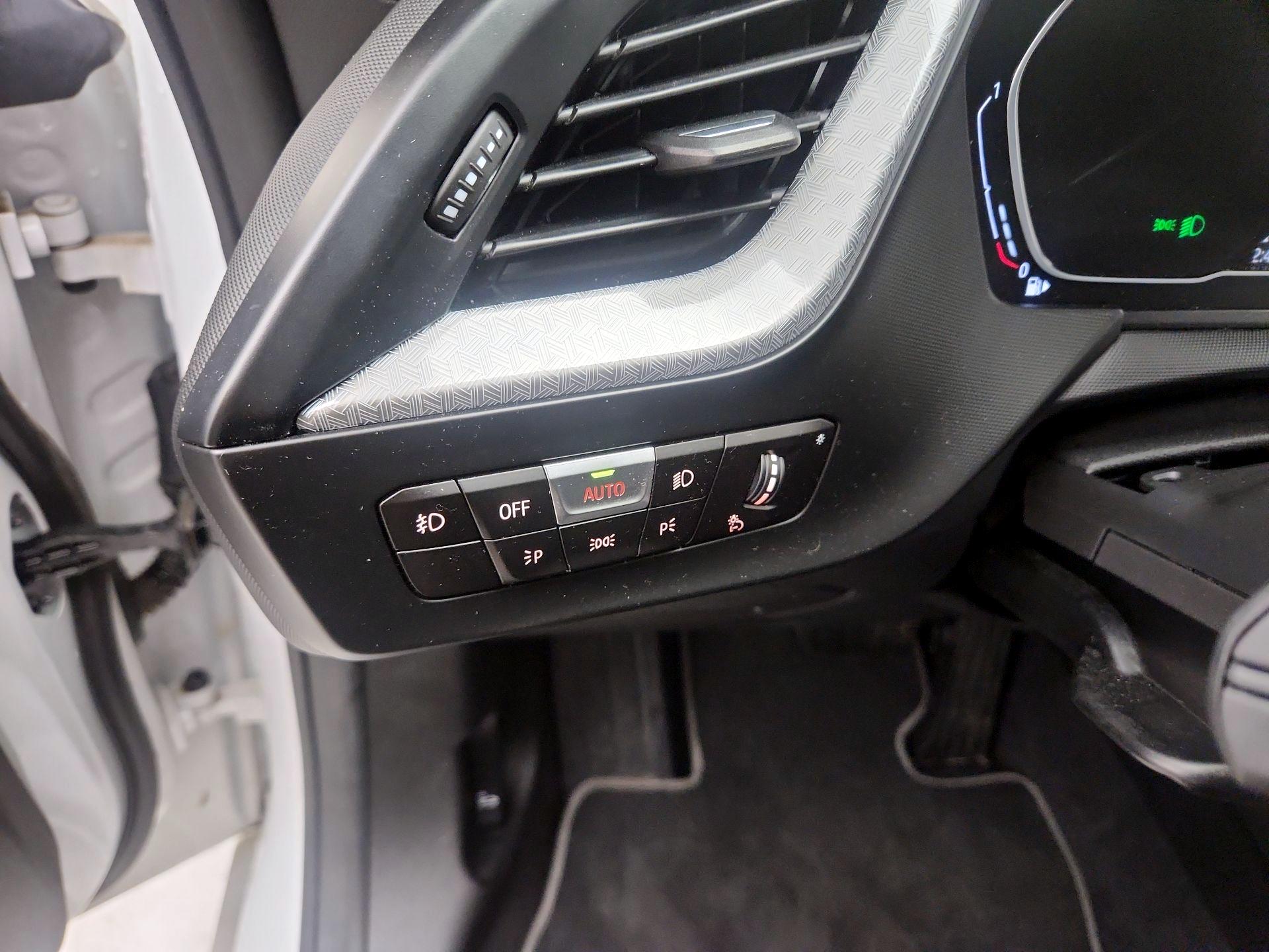 Thumbnail: 2021 BMW 2 Series - 13