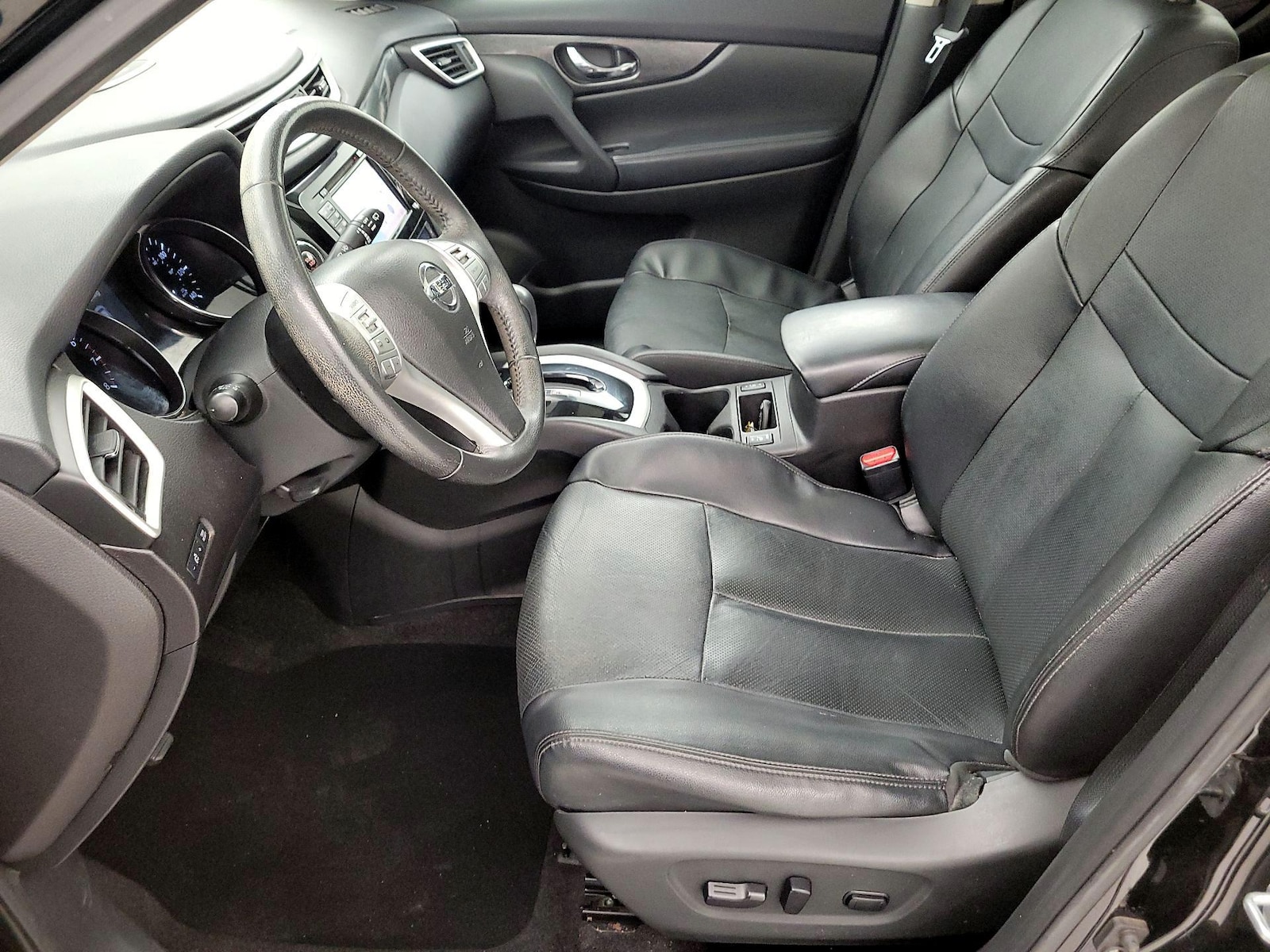 2016 Nissan Rogue SL - Photo 12