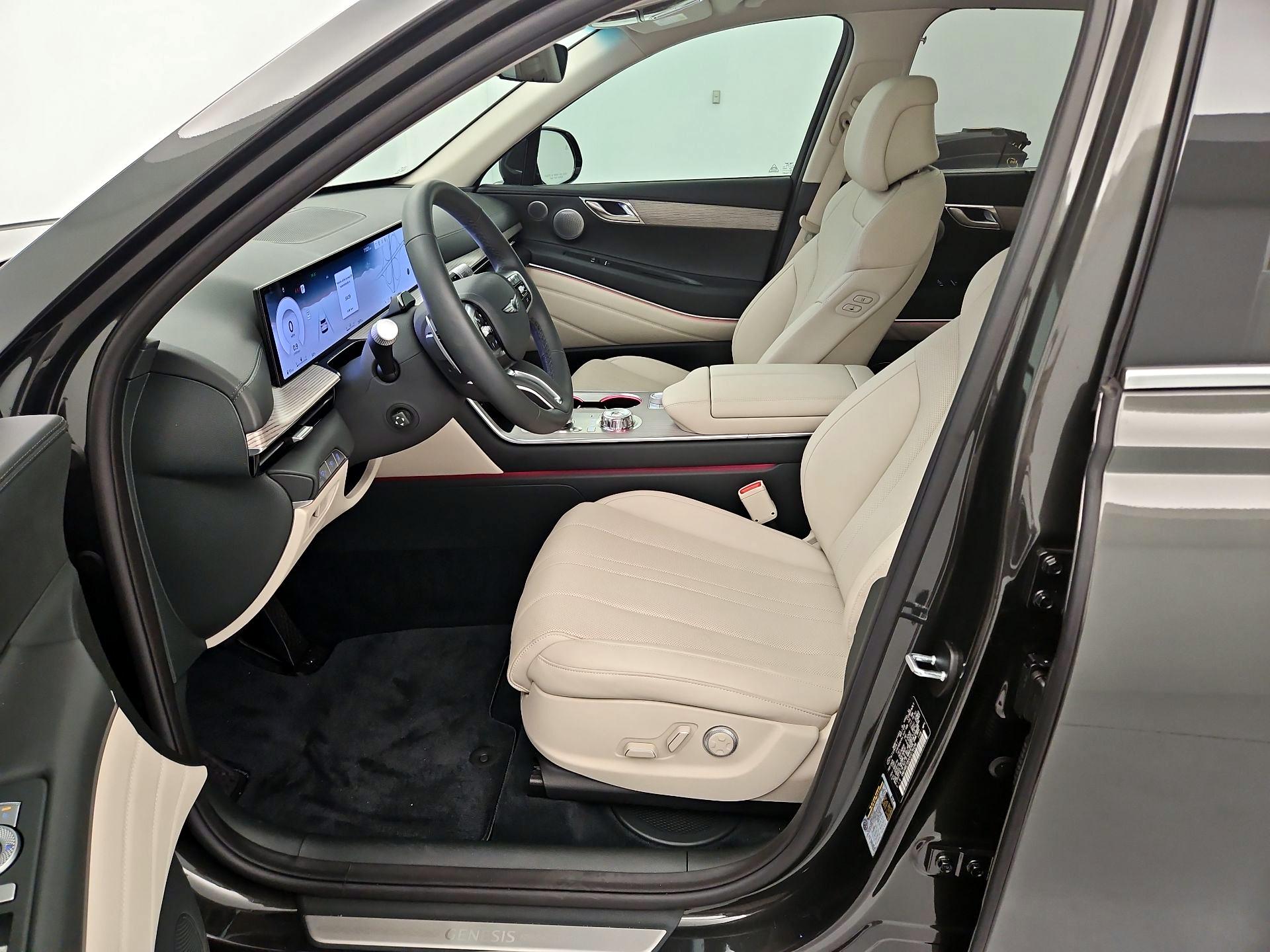 Thumbnail: 2025 Genesis GV80 - 11