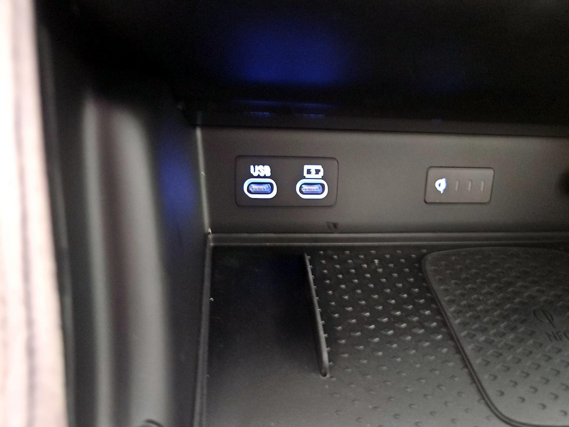 Thumbnail: 2025 Genesis GV80 - 19