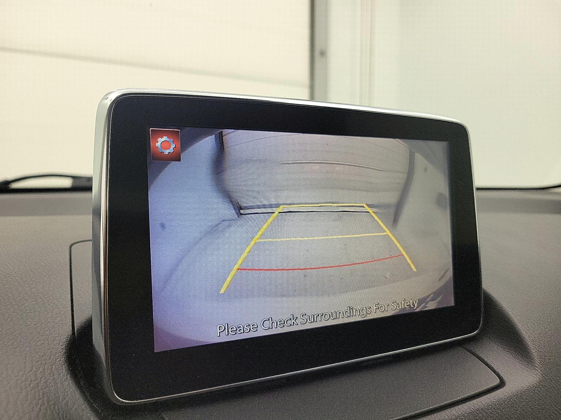 Thumbnail: 2018 Toyota Yaris iA - 14