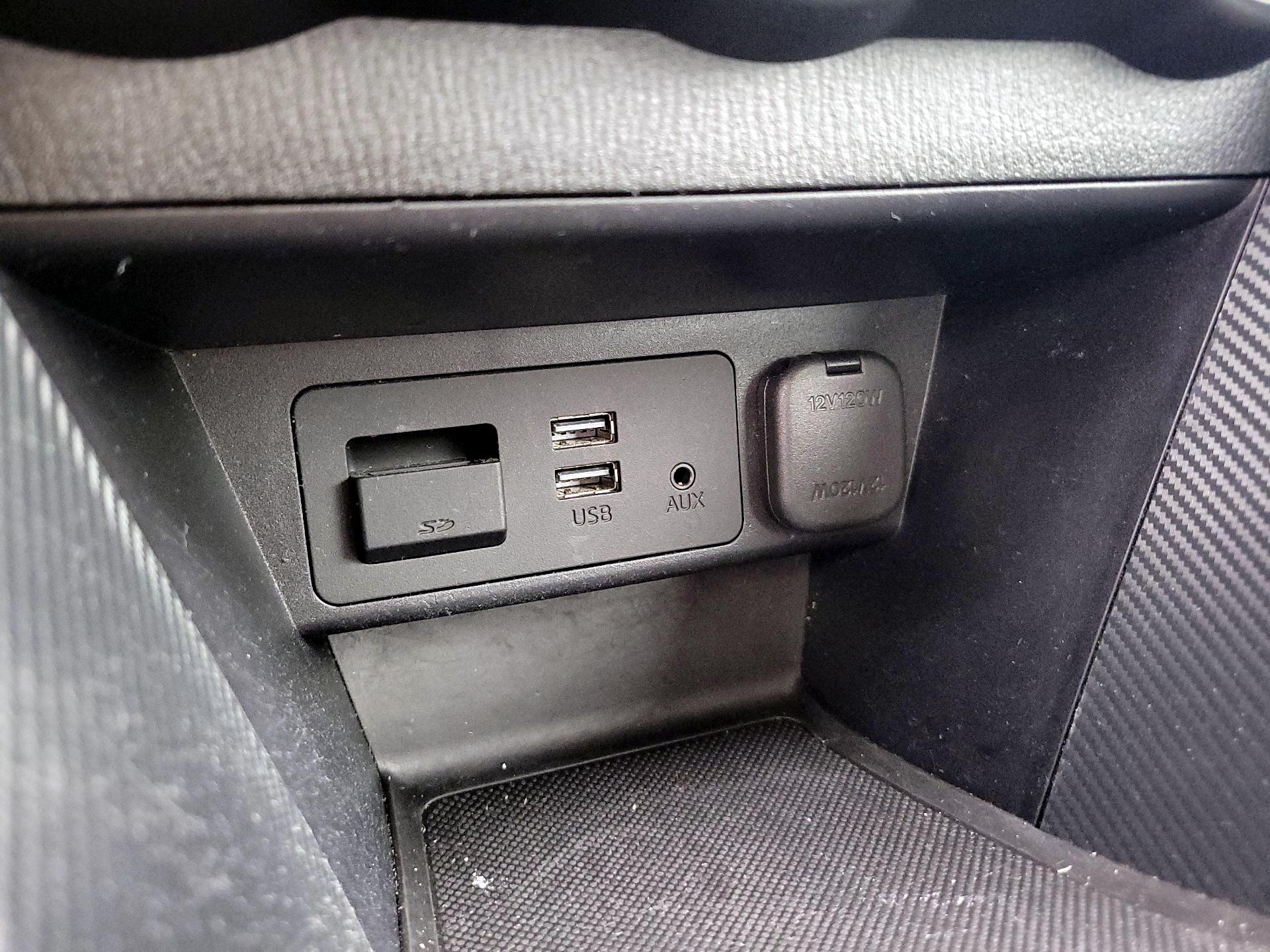 Thumbnail: 2018 Toyota Yaris iA - 18