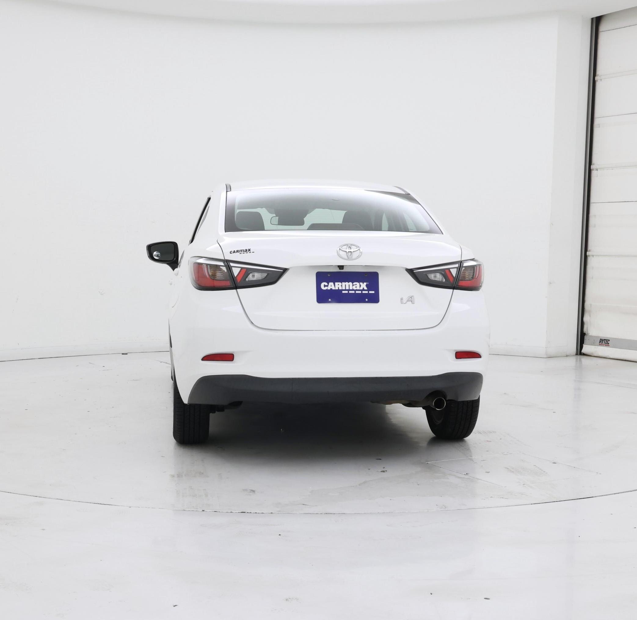 Thumbnail: 2018 Toyota Yaris iA - 6