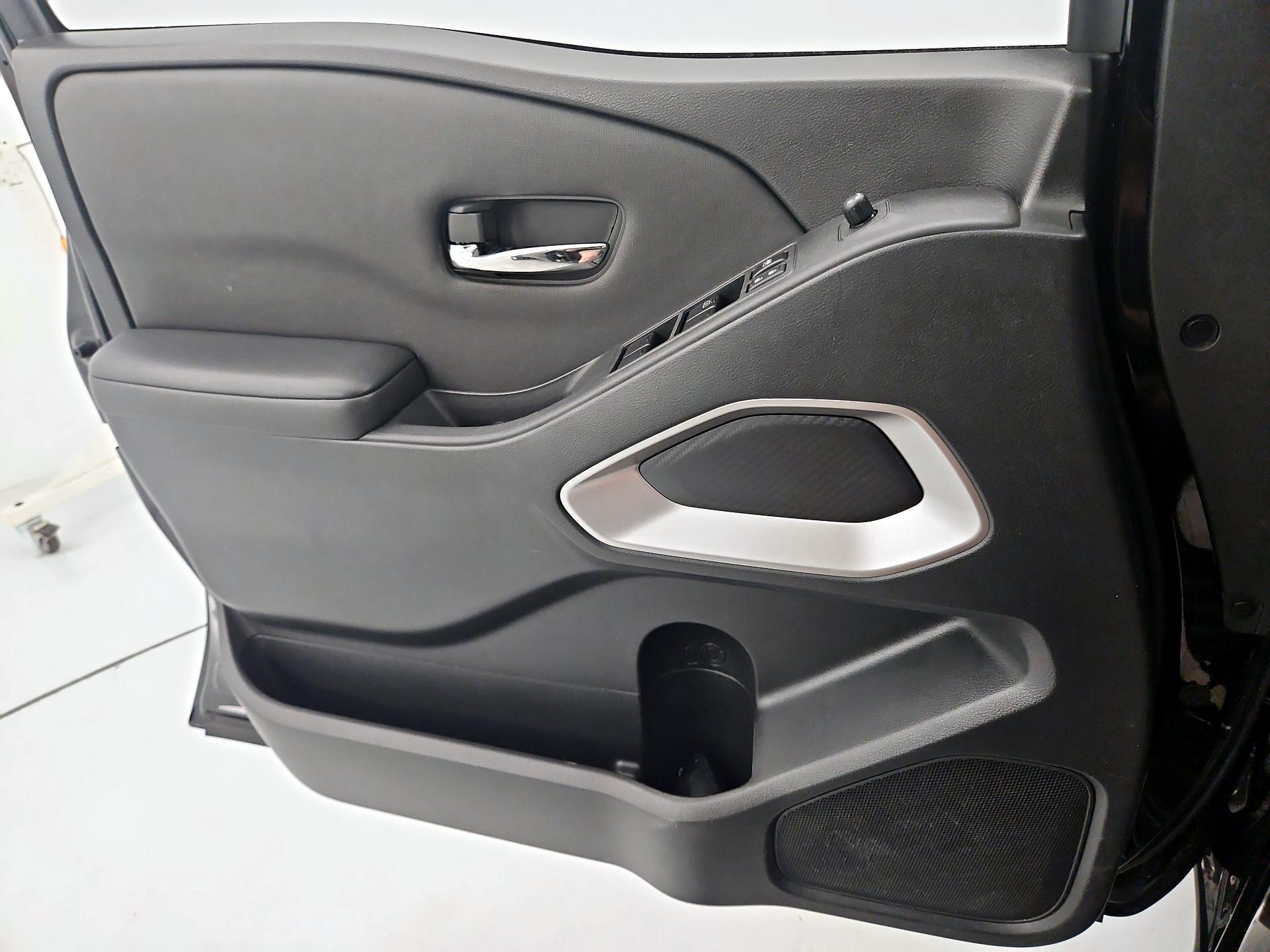 Thumbnail: 2023 Nissan Frontier - 12