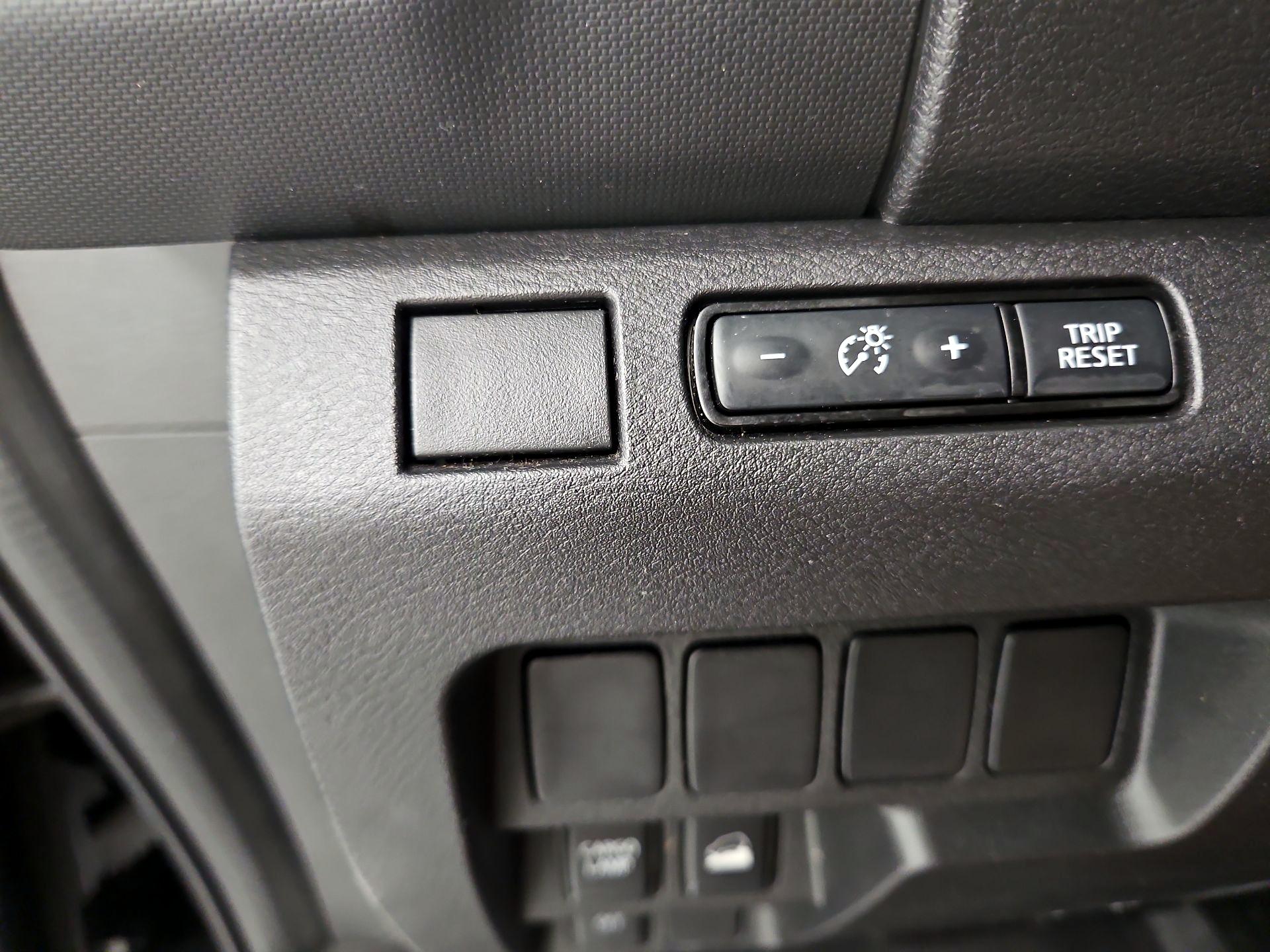 Thumbnail: 2023 Nissan Frontier - 13