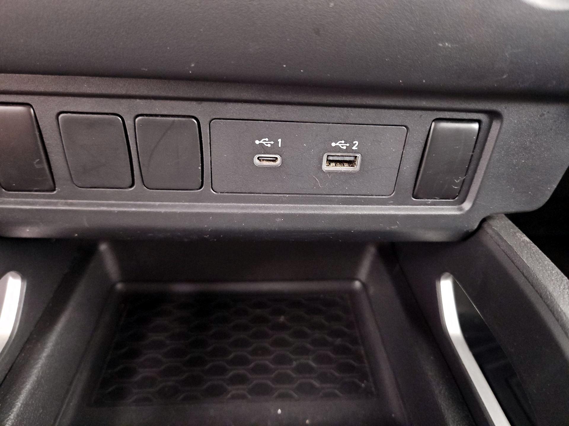 Thumbnail: 2023 Nissan Frontier - 18