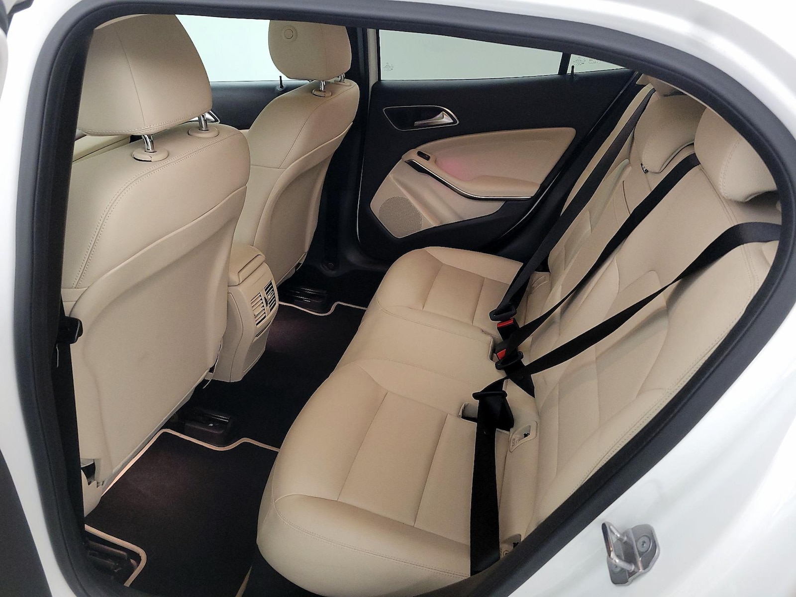 2019 Mercedes-Benz GLA-Class GLA250 - Photo 21