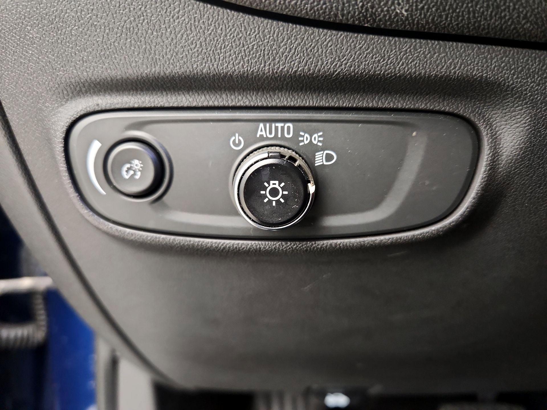 Thumbnail: 2021 Chevrolet Equinox - 13